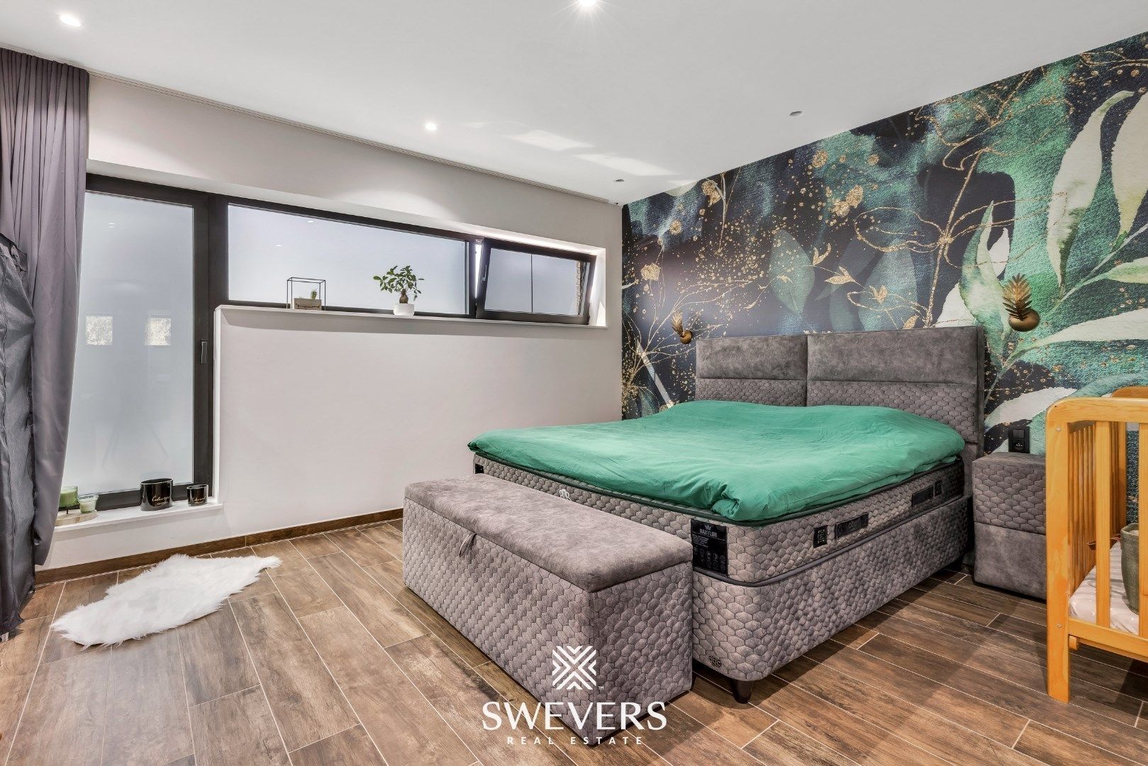 Stijlvol wonen op een ruim perceel met 4 slaapkamers en topafwerking foto 26