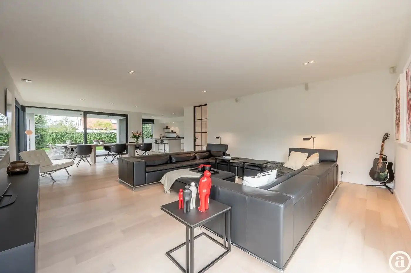Recente alleenstaande villa centraal gelegen vlakbij het centrum van Knokke. foto 6