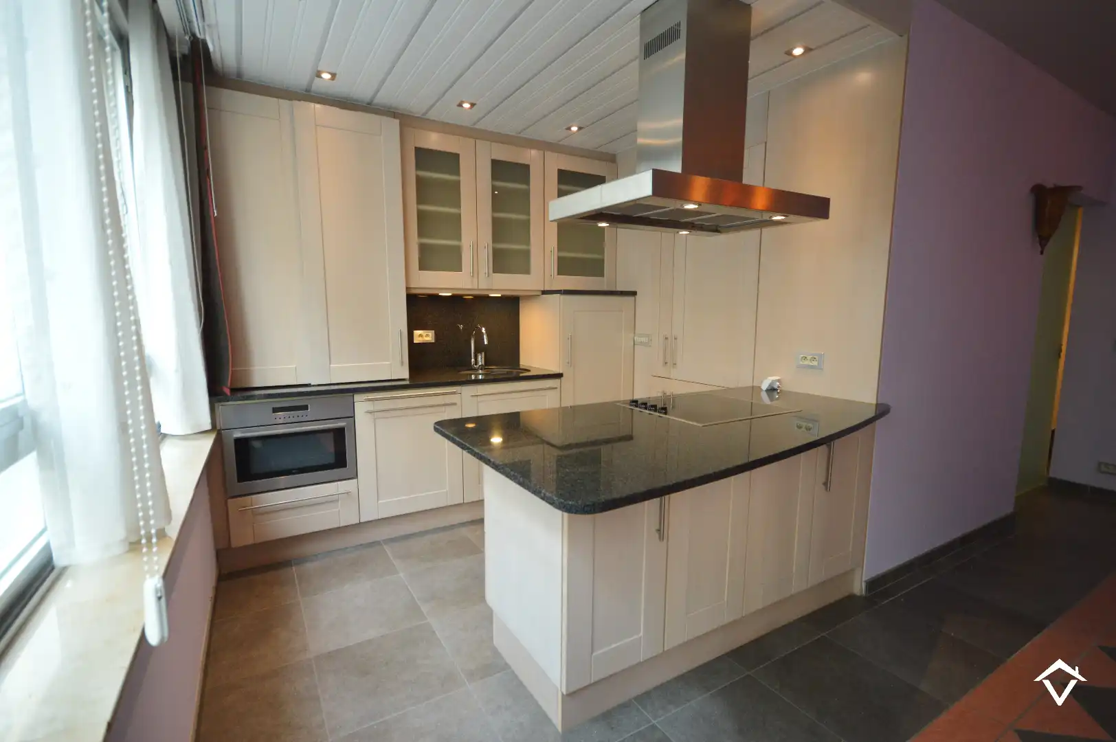 Appartement met 1 slaapkamer en ruim terras in het centrum van Oostende  foto 7