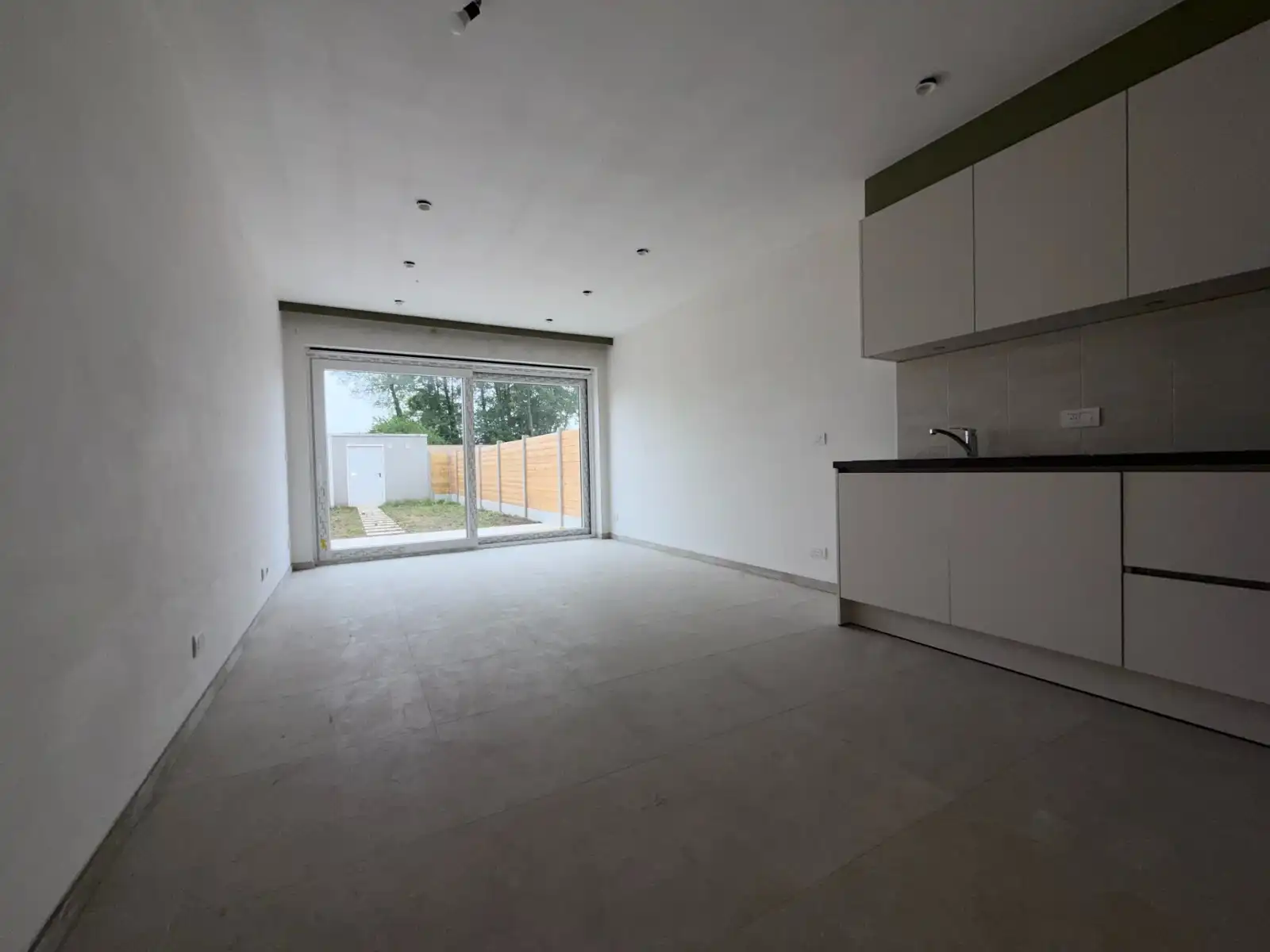 Nieuwbouwappartement te huur in centrum Nazareth foto 2