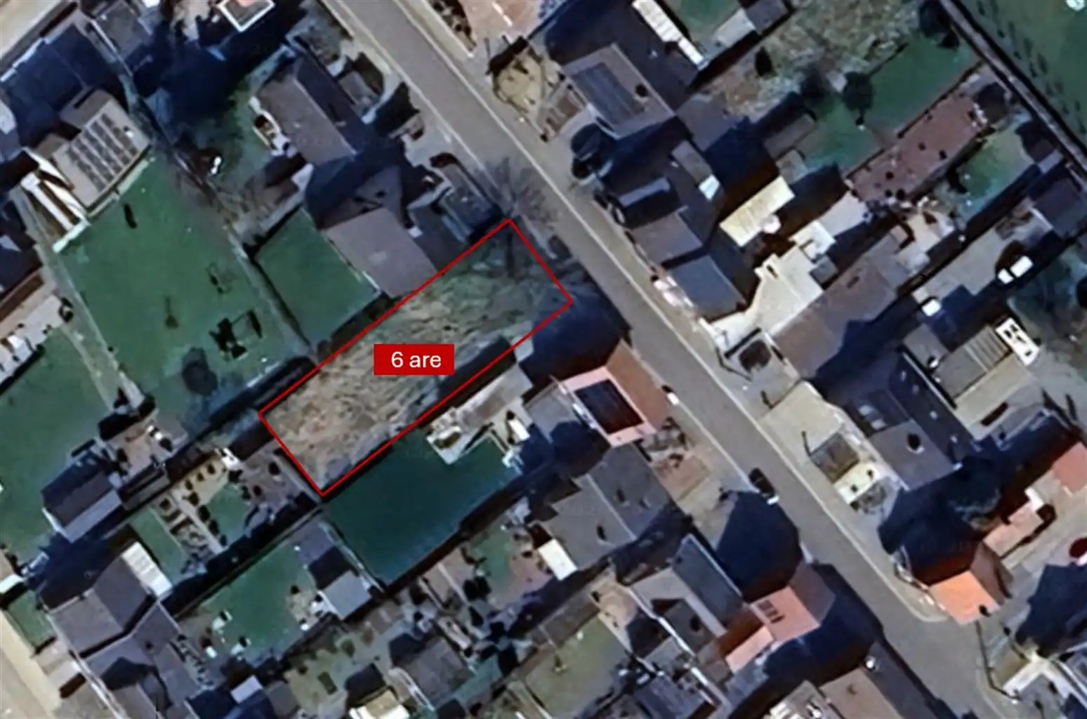 Ruim bouwperceel van 6 are voor een ééngezinswoning in open bebouwing – rustig gelegen met goede bereikbaarheid in Riemst. foto {{pictureIndex}}