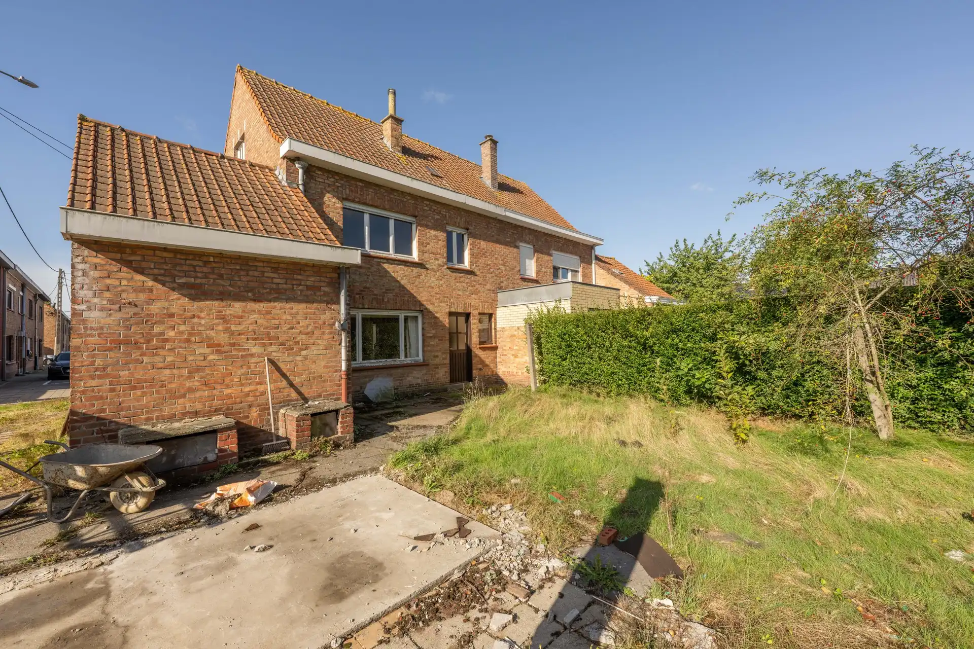 Kloeke woning met 3 slaapkamers en tuin/ bouwgrond TE KOOP in Meulebeke! foto 18