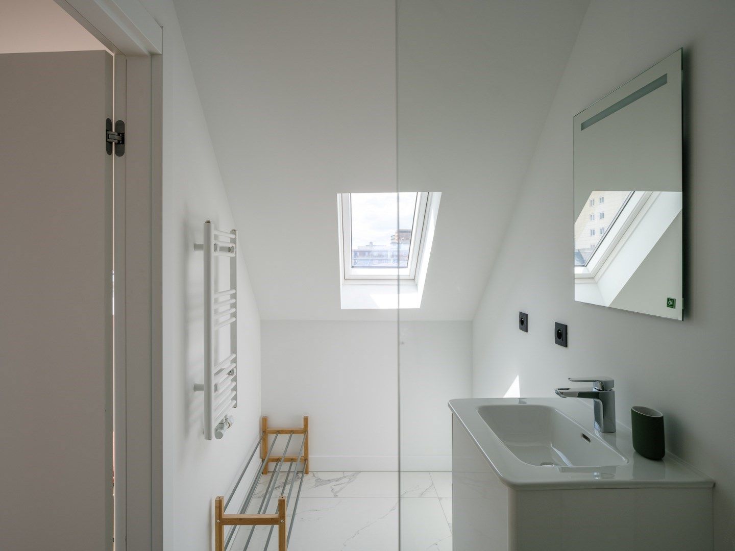 Gerenoveerde opbrengsteigendom met 6 hoogwaardige kamers in Gent foto 19