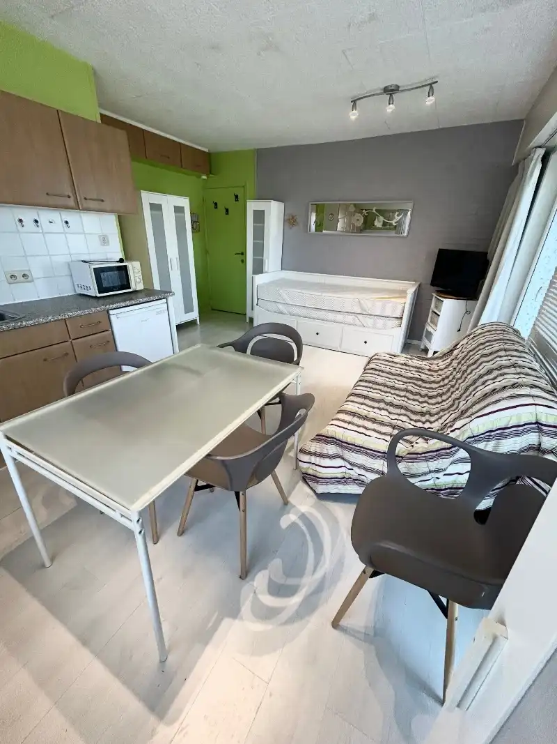 🌊 Gezellige studio te koop aan zee – Vosseslag, De Haan 🌿 foto 6