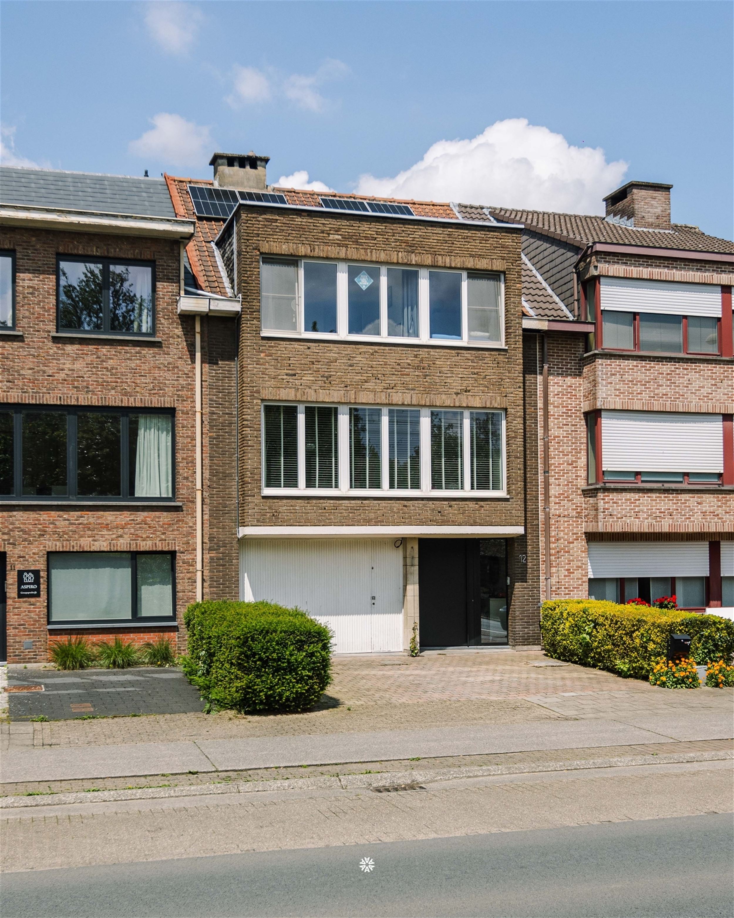 Recent gerenoveerde bel-etage woning in Belsele  foto 25