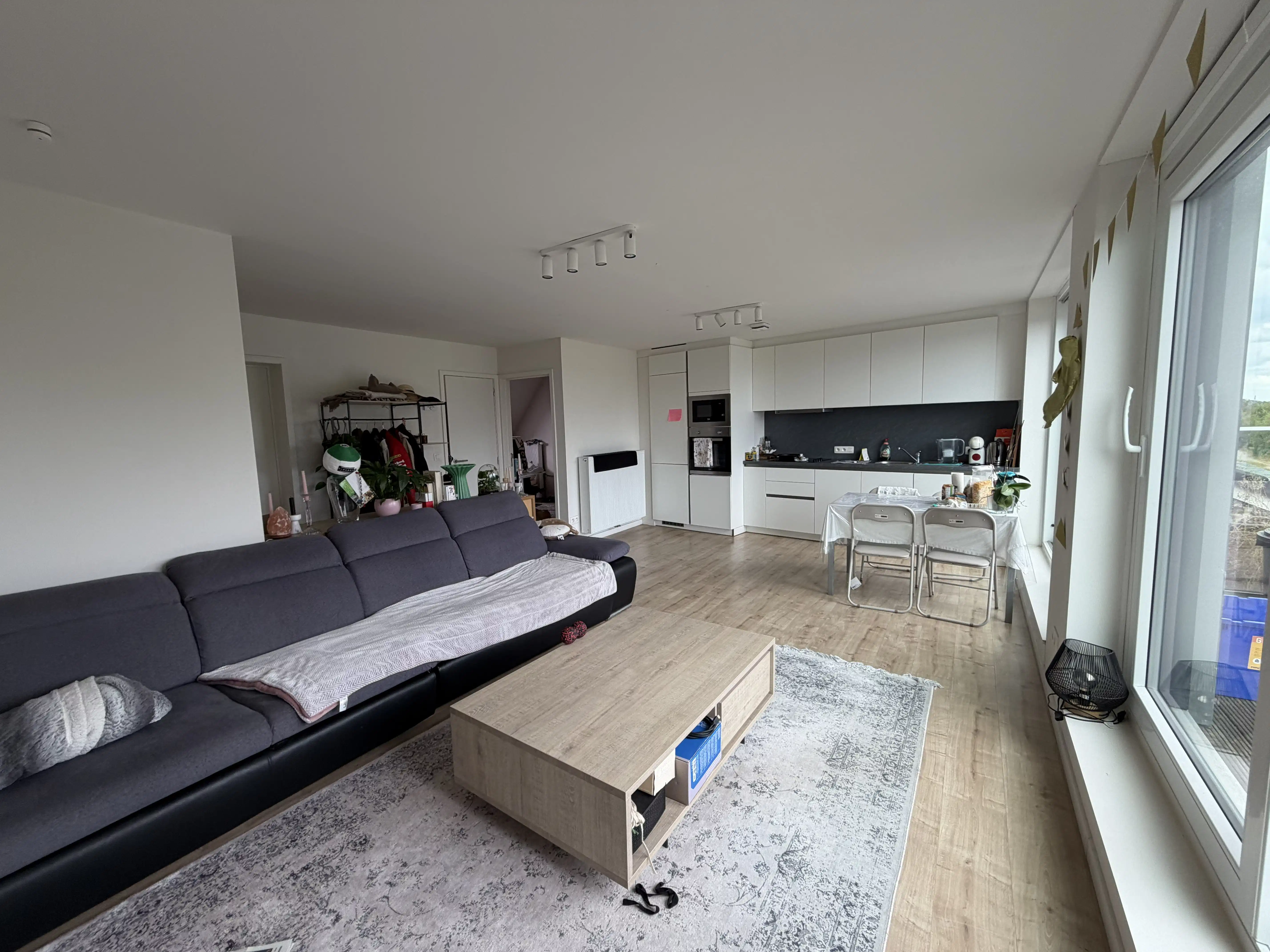 appartement met 2 slaapkamers gelegen op buitenring te Gent foto 4