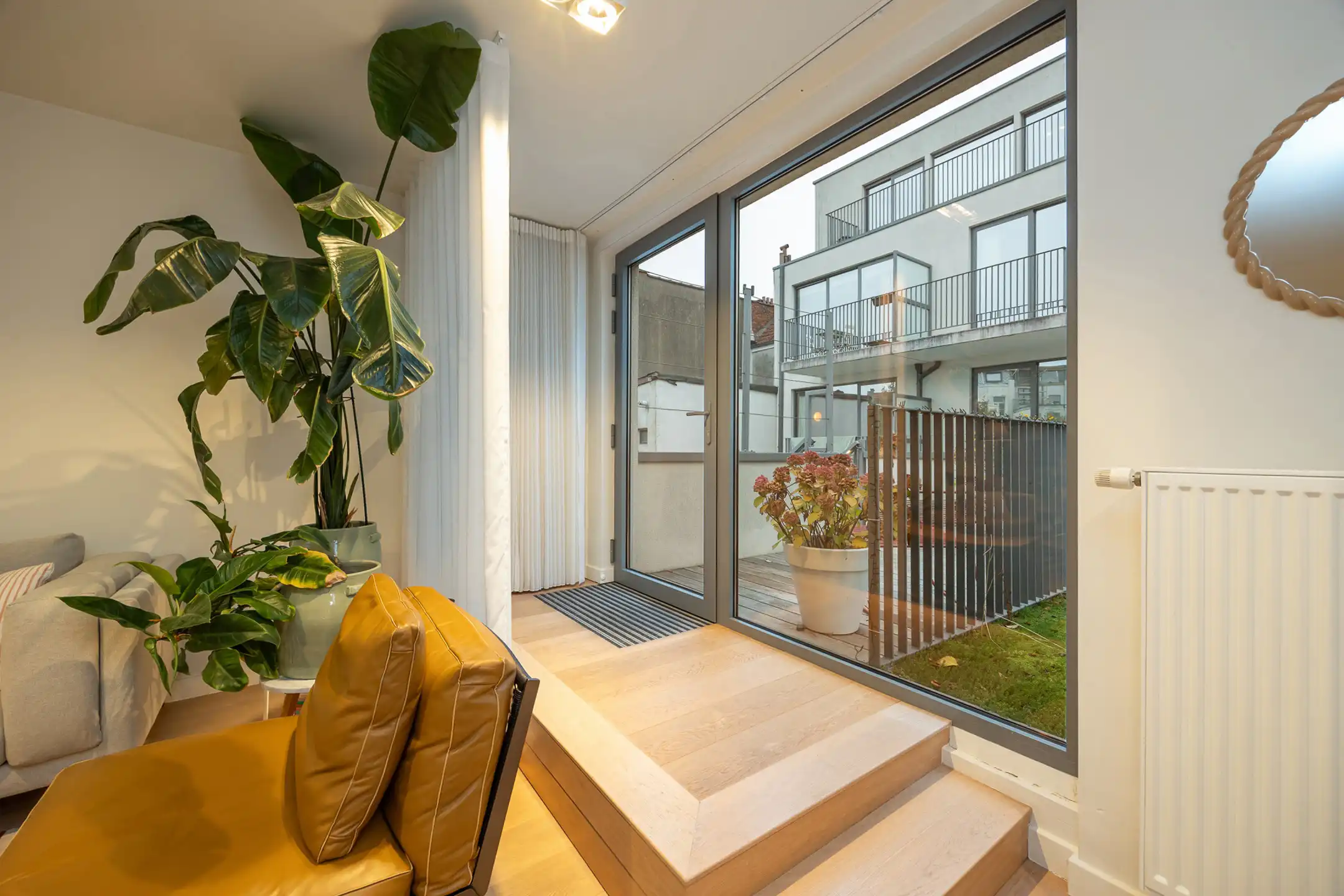 Modern en lichtrijk appartement met twee terrassen foto 8