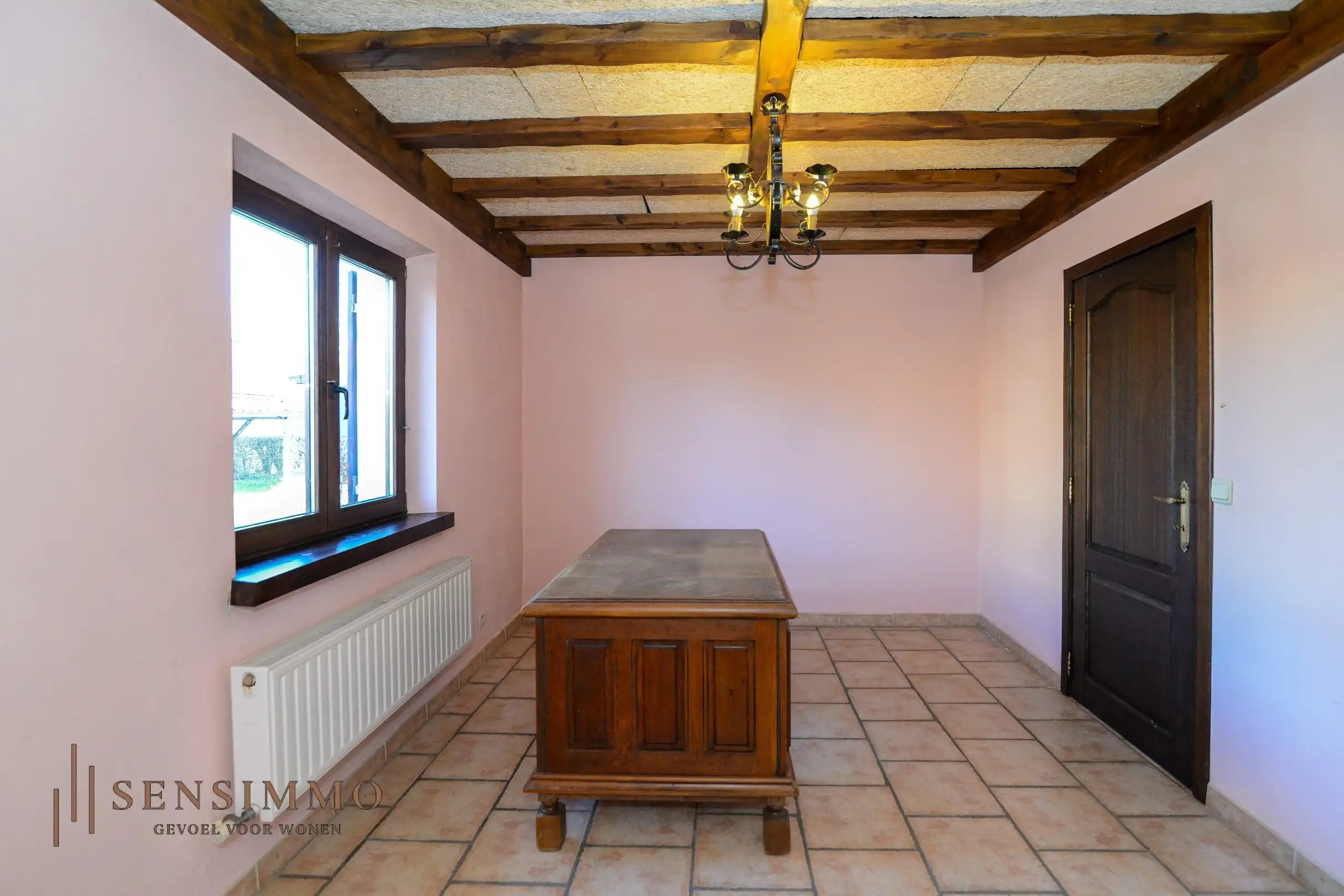 Woning met 3 slaapkamers op ruim perceel van 25a95ca foto 13