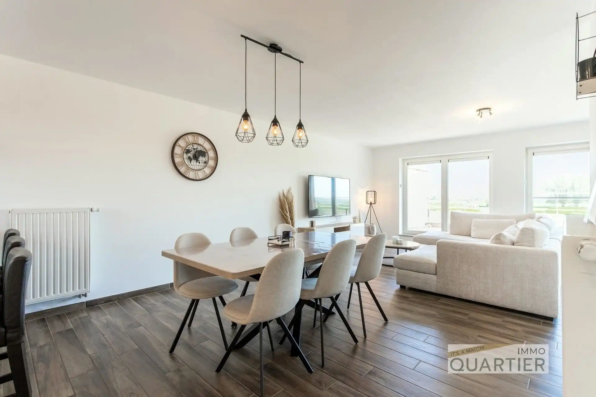 Prachtige woning (4 slpks) met terras en autostaanplaats foto {{pictureIndex}}