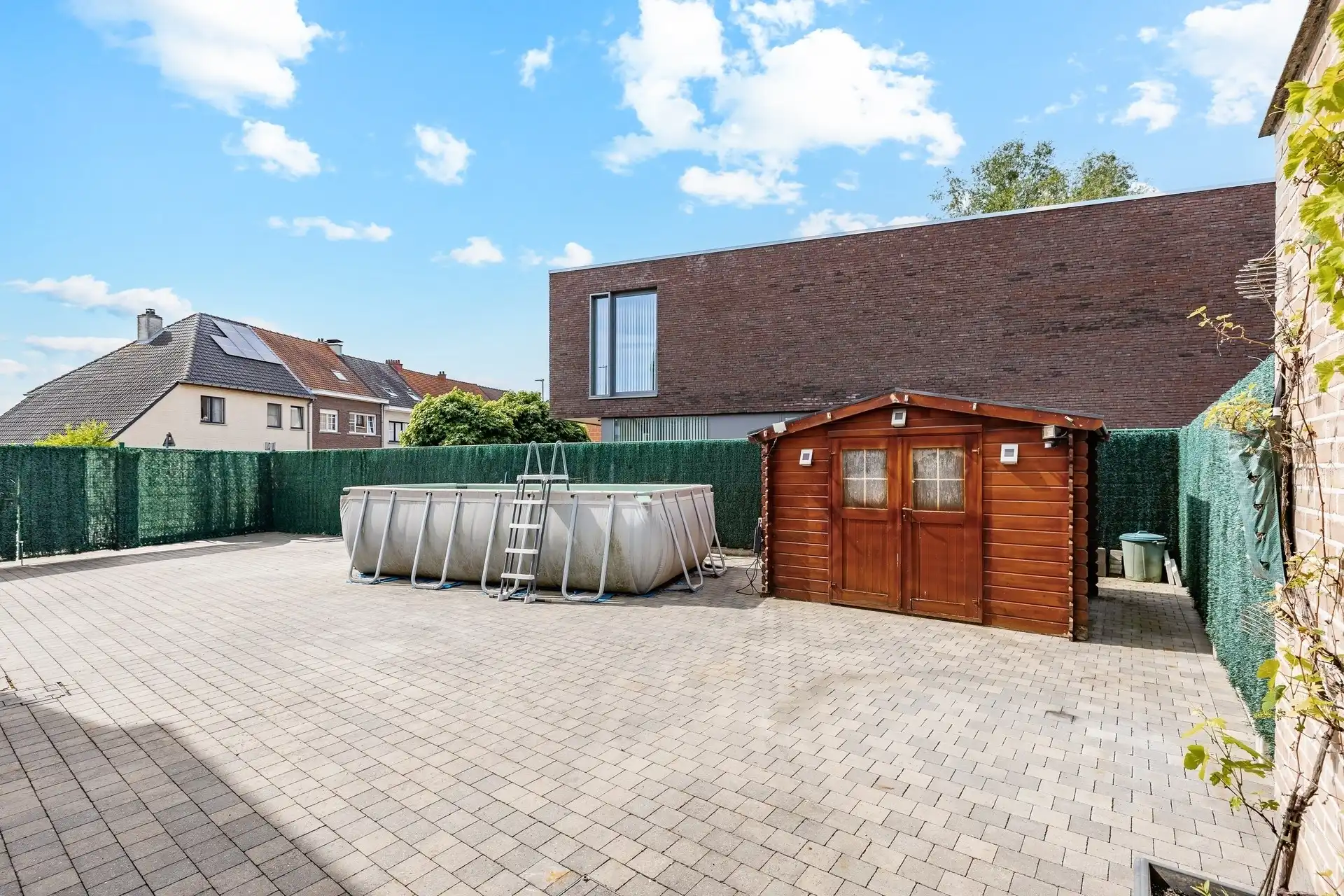 Instapklare halfopen bebouwing met 3 slaapkamers, zonnepanelen en zonnige tuin te Aalst foto 7