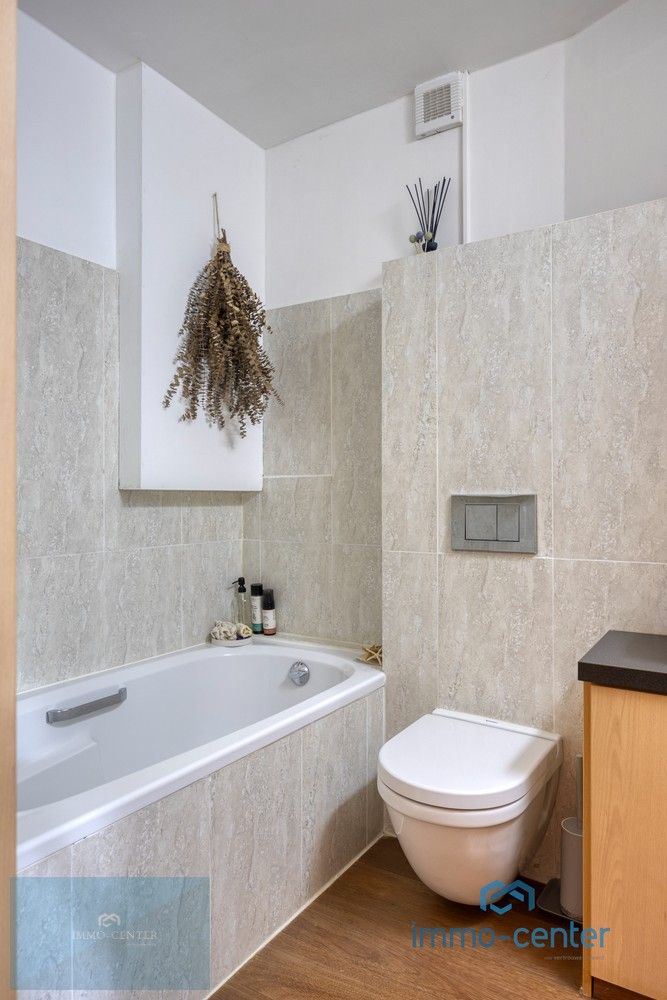 Instapklaar appartement met 1 slaapkamer, terras, extra ruimte, garage en zicht op het park – op toplocatie in Hasselt foto 19