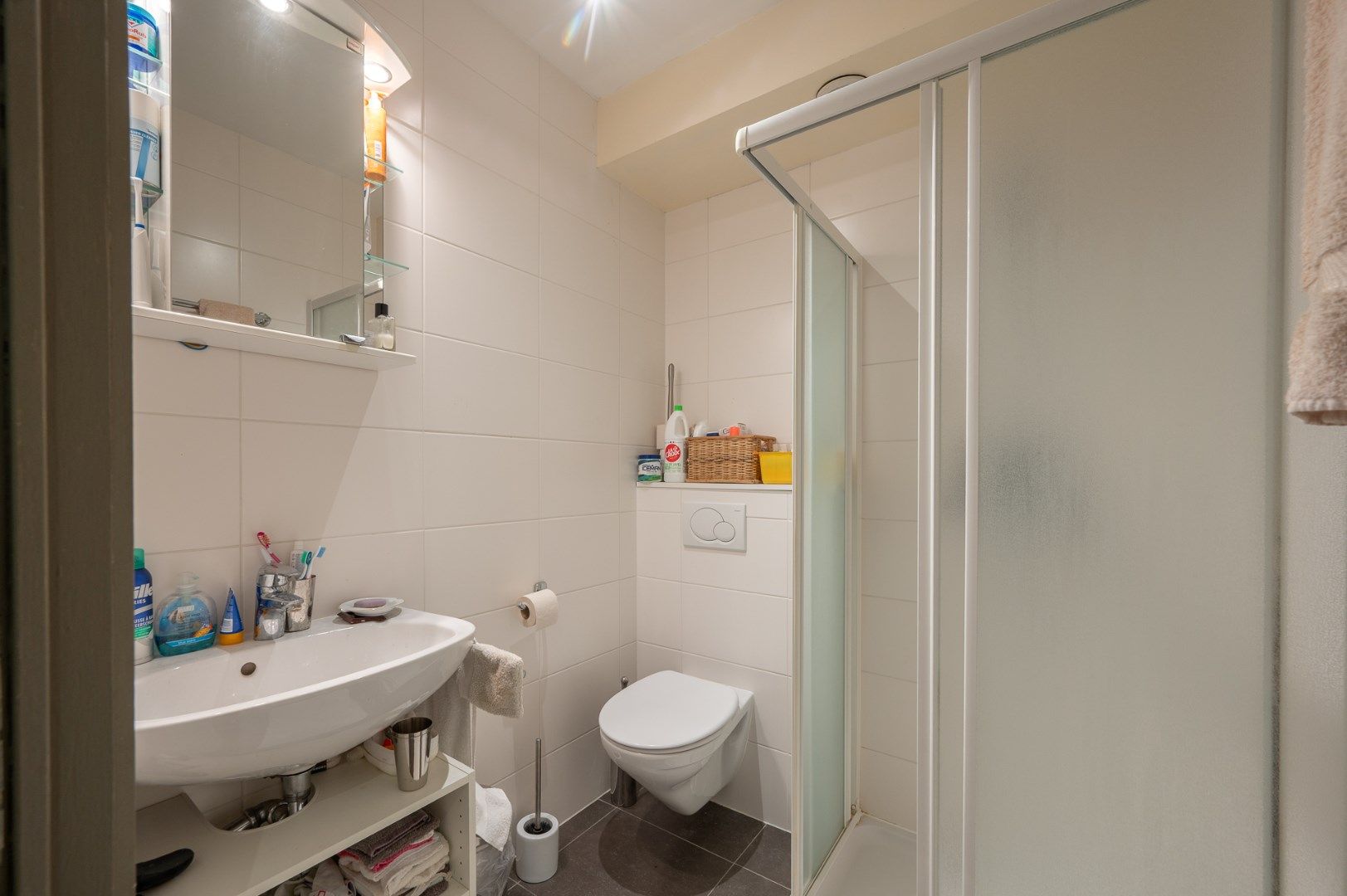 gemeubeld hoekappartement met 2 slaapkamers foto 11