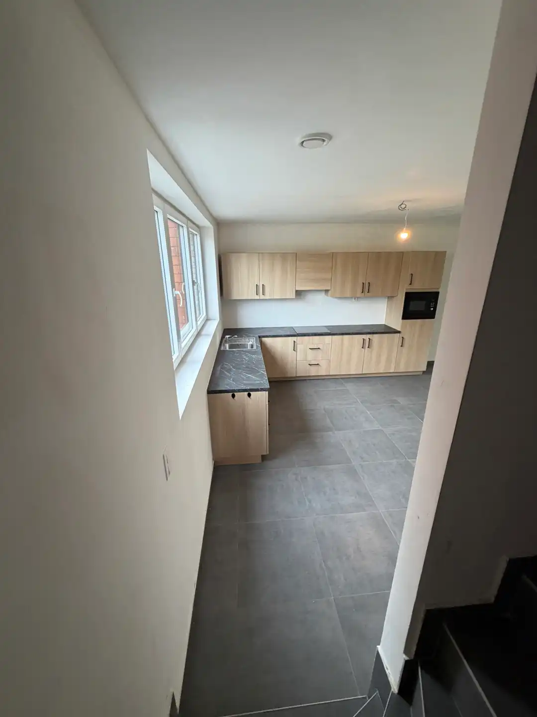 Nieuwbouw duplex met terras (zonder btw!) instapklaar foto 9