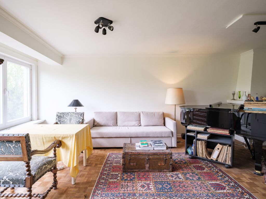 Instapklaar 2-slaapkamer appartement met een zicht over de Coupure foto 8