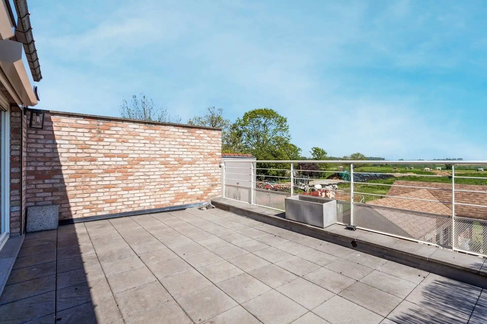 Prachtige woning (4 slpks) met terras en autostaanplaats foto 15