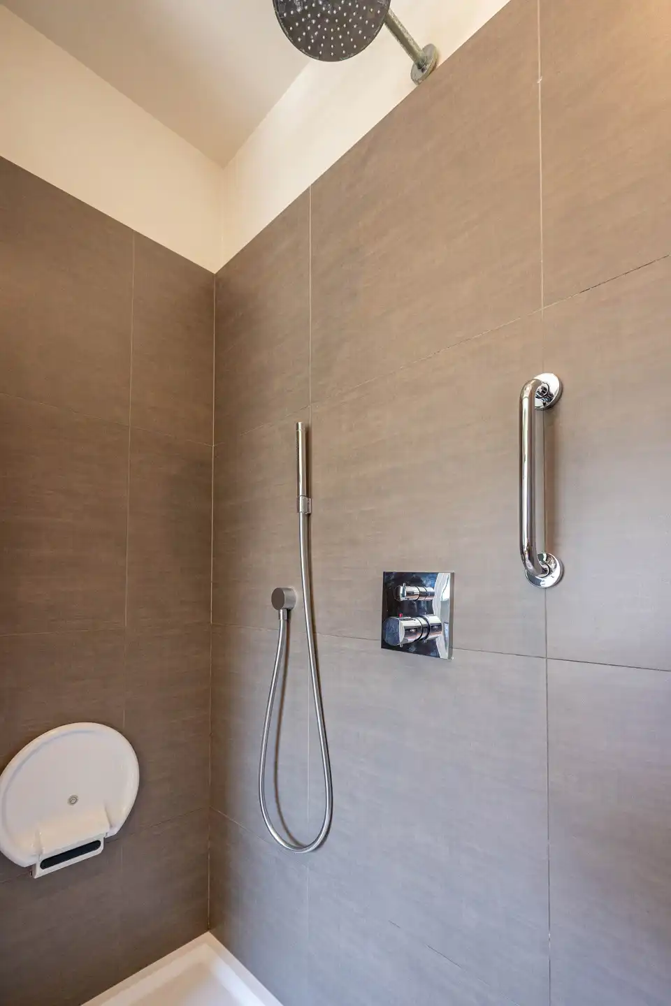 WATERMAAL-BOSVOORDE –WONING MET 3 SLAAPKAMERS, TUIN + GARAGE foto 17