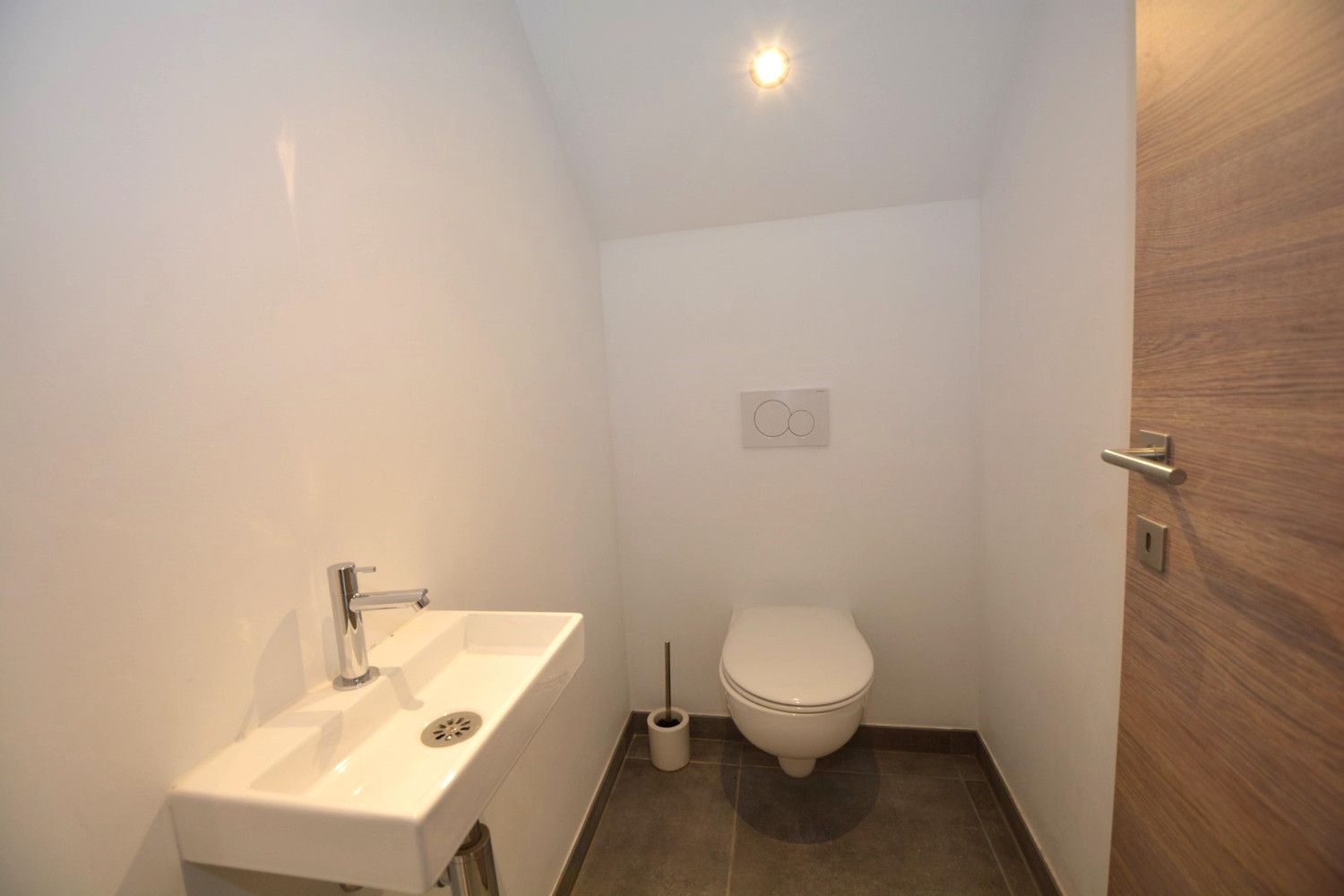 RIANTE, GERENOVEERDE WONING OP 3.400 m²! foto 17