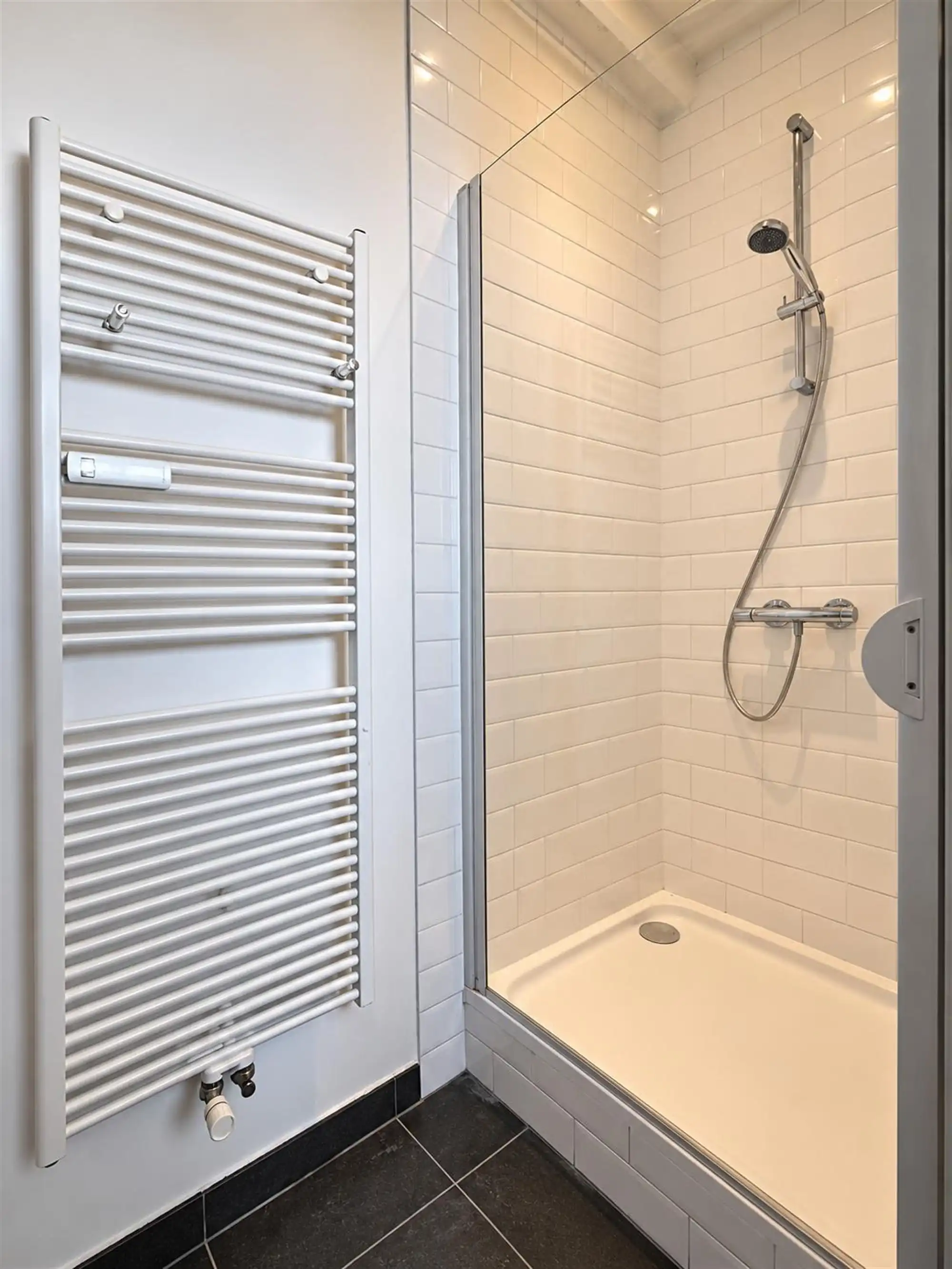 Ruim appartement met twee slaapkamers te Mechelsesteenweg foto 12