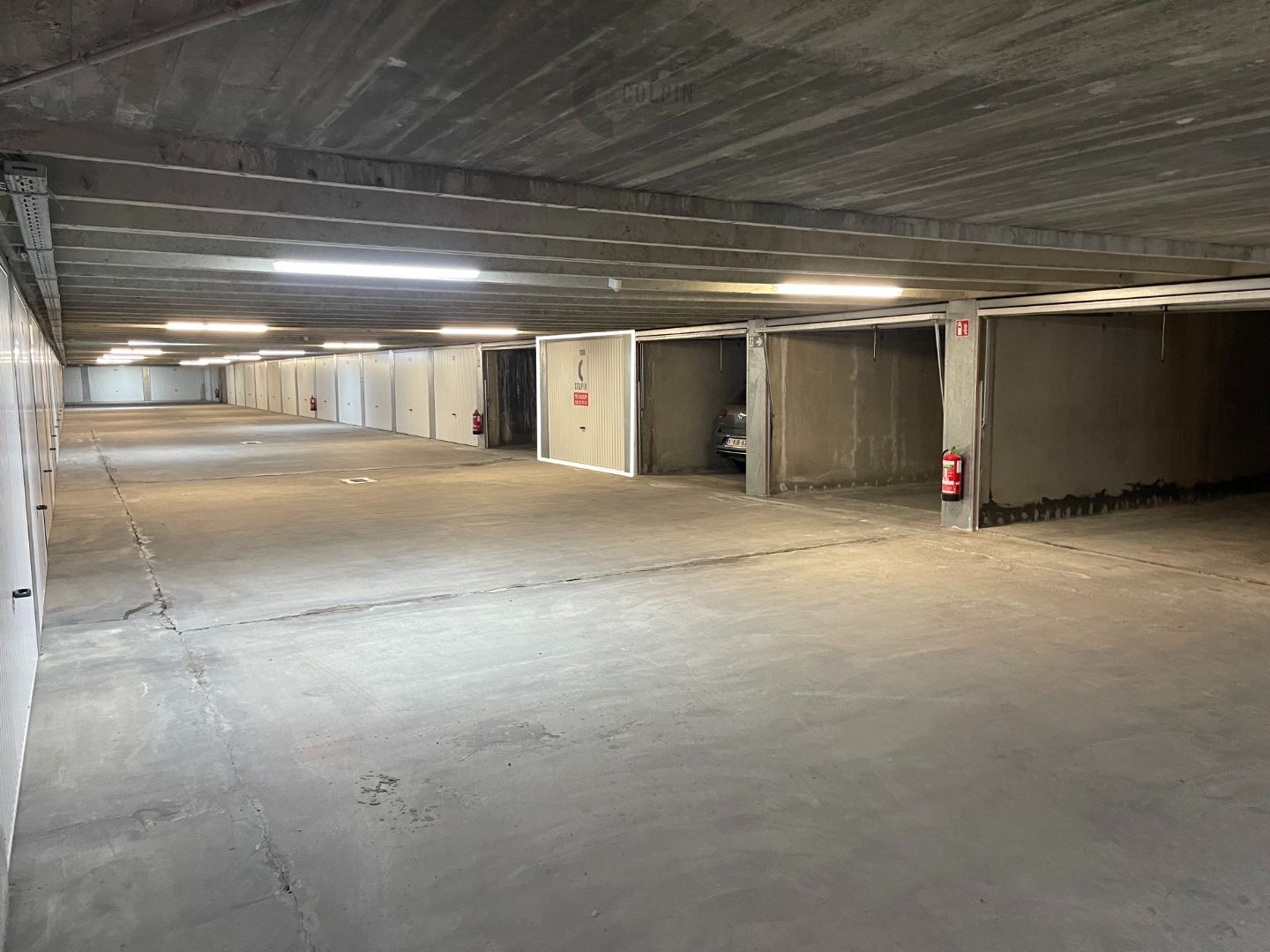 Makkelijk inrijdbare garagebox in het J.Stübbenpark te Duinbergen. foto 5