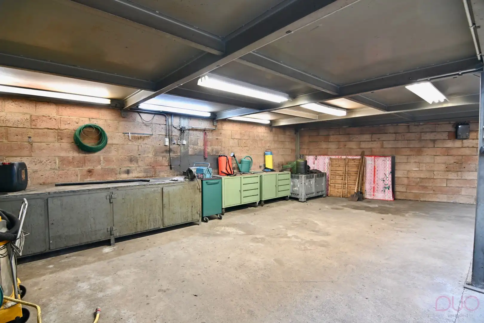 Kwalitatieve woning met multifunctionele loods in het centrum van Heers – ideaal voor zelfstandigen foto 28