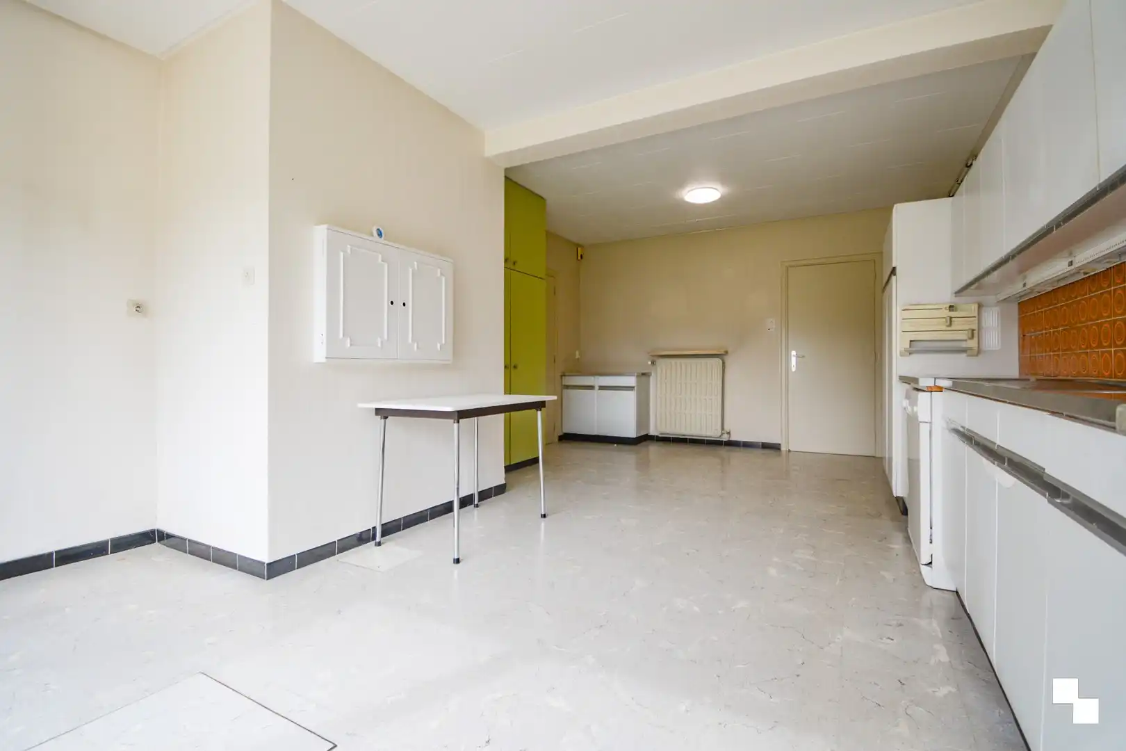 Verrassend ruime eengezinswoning met 5 slp te Roeselare foto 8