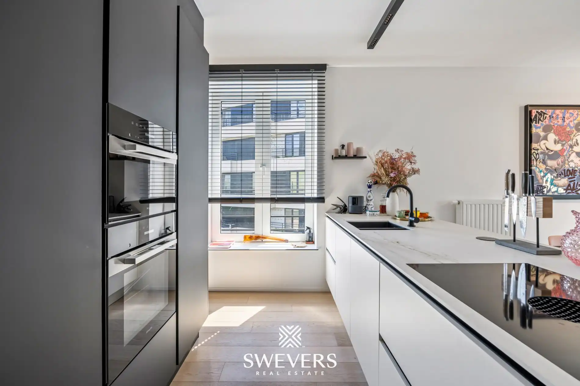Luxueus appartement met zicht op het kanaal en ruim terras op zuidzicht in Hasselt foto 12