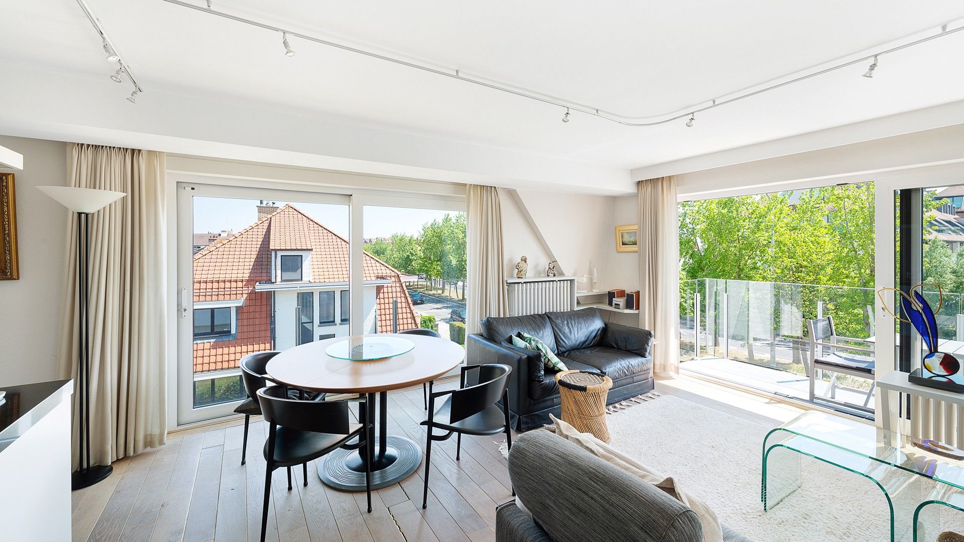 Appartement in villaresidentie met terrassen foto 14