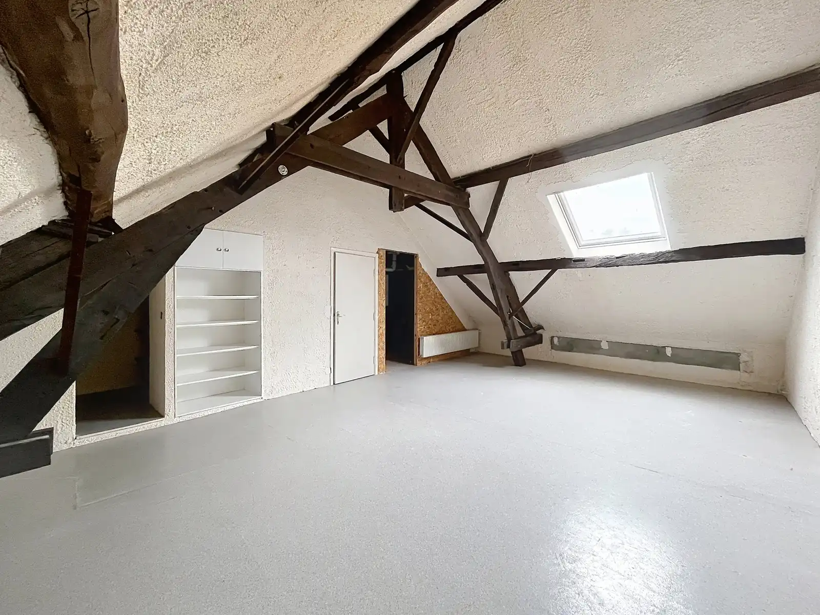 Authentieke woning met 2 slaapkamers in centrum Bree.  foto 19