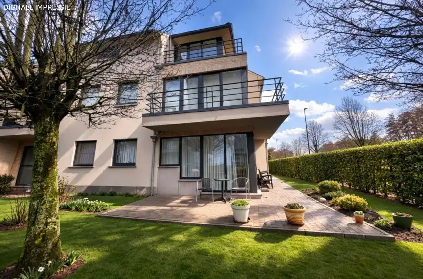 INSTAPKLAAR GELIJKVLOERS APPARTEMENT (H.O.B) foto {{pictureIndex}}