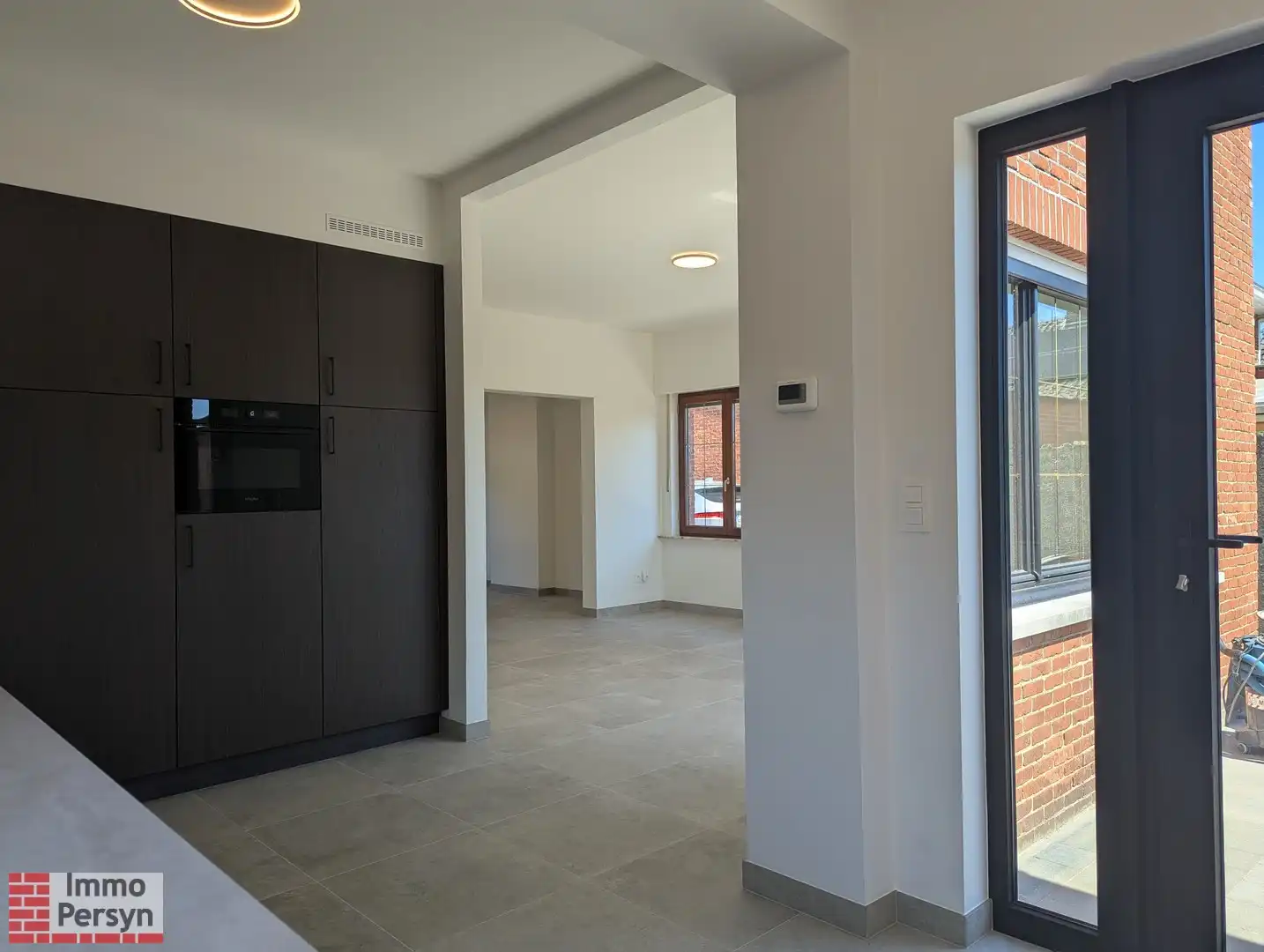 Zeer ruime open woning te huur in Langdorp foto 11