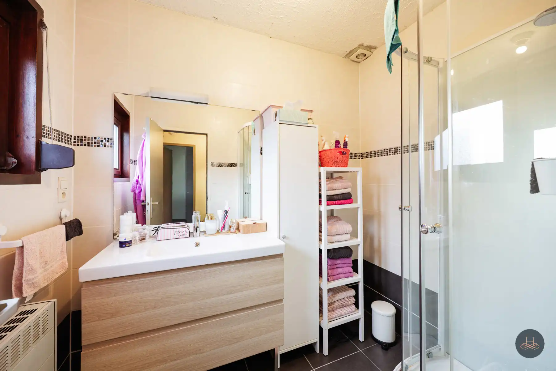 Gelijkvloerse open bebouwing op 8 are met grote tuin foto 13