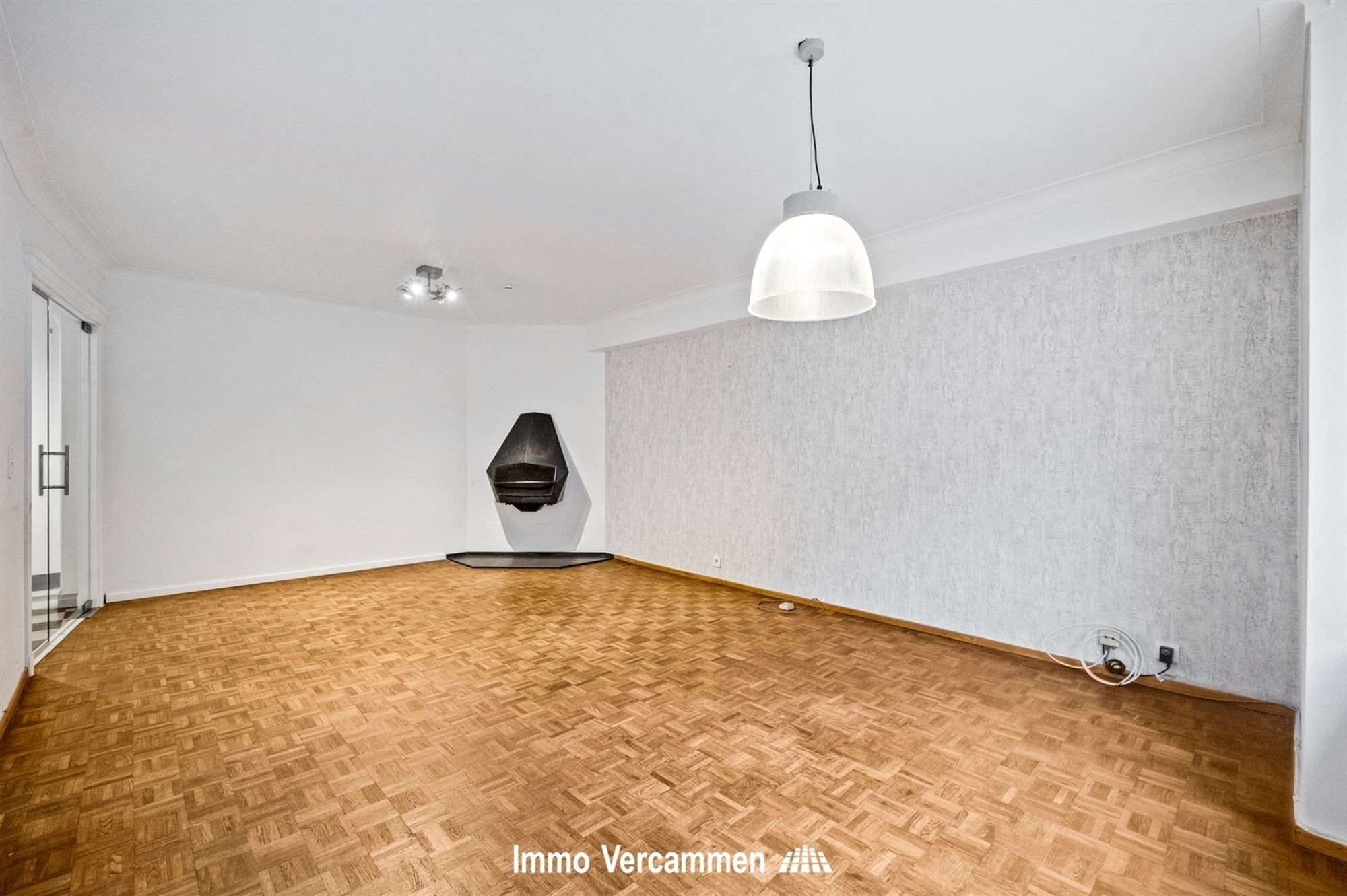 Gemoderniseerd appartement te Mechelen foto 3