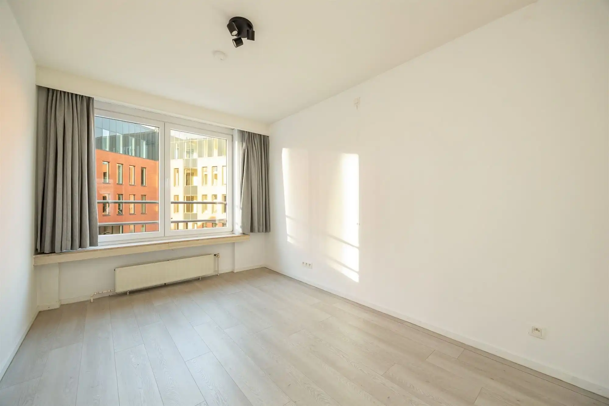 Ruim appartement met 3 slaapkamers en staanplaats foto 12