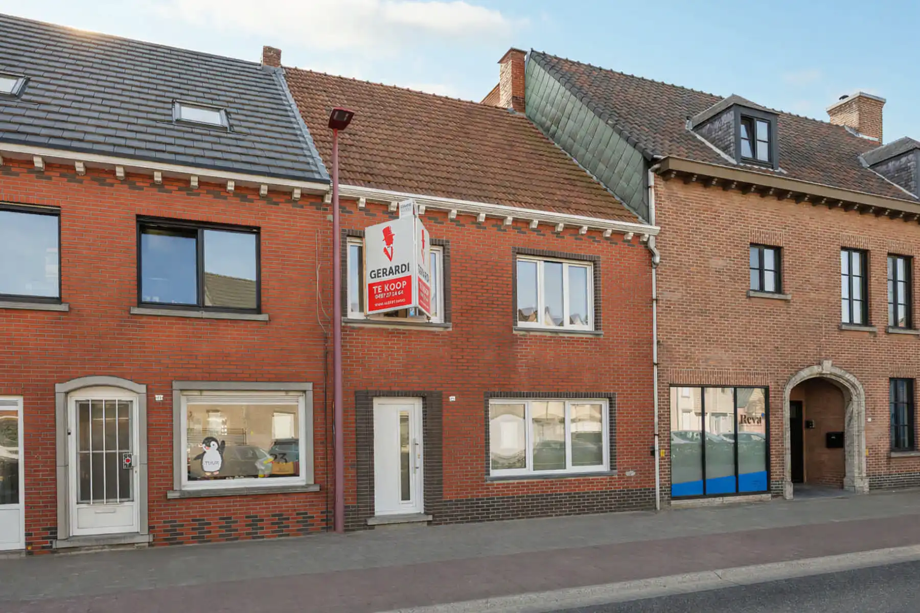 Recent gerenoveerde woning met 2 slpks nabij het centrum foto {{pictureIndex}}