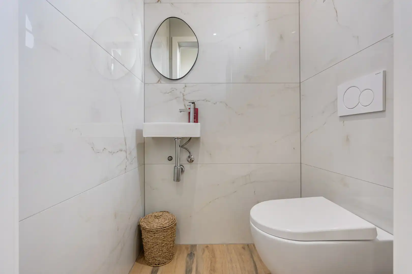 UNIEK VASTGOEDAANBOD! Kwaliteitsvolle pastorijwoning met duurzame technieken en uitzonderlijk wooncomfort foto 9