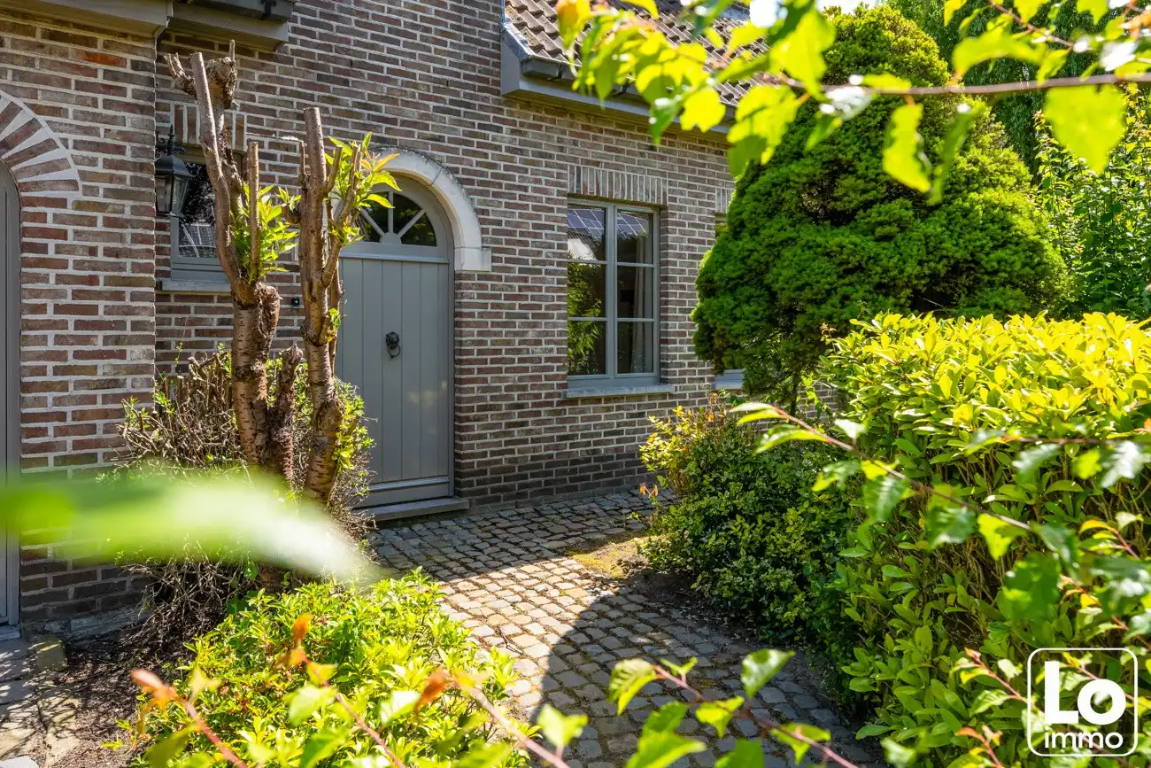 Charmante woning met zuid gerichte tuin in rustige buurt van Lochristi foto 3