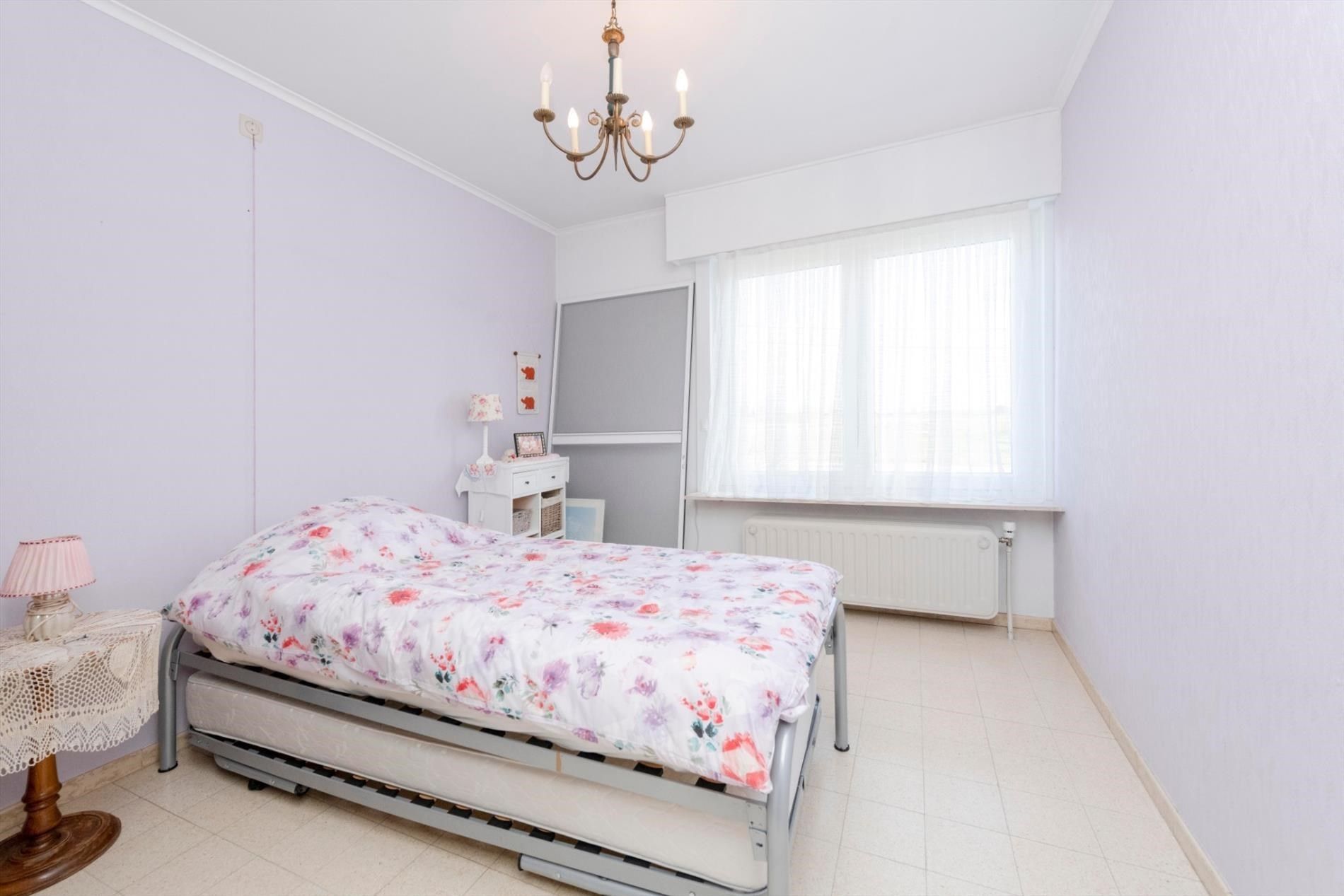 ALLEENSTAANDE WONING OP 1.037 m² MET MAAR LIEFST 375 m² BRUIKBAAR VLOEROPP!!! foto 15