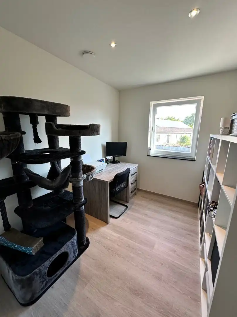 Bijna energieneutrale halfopen bebouwing te Zoutleeuw NIET ONDER BTW-STELSEL verkocht foto 9