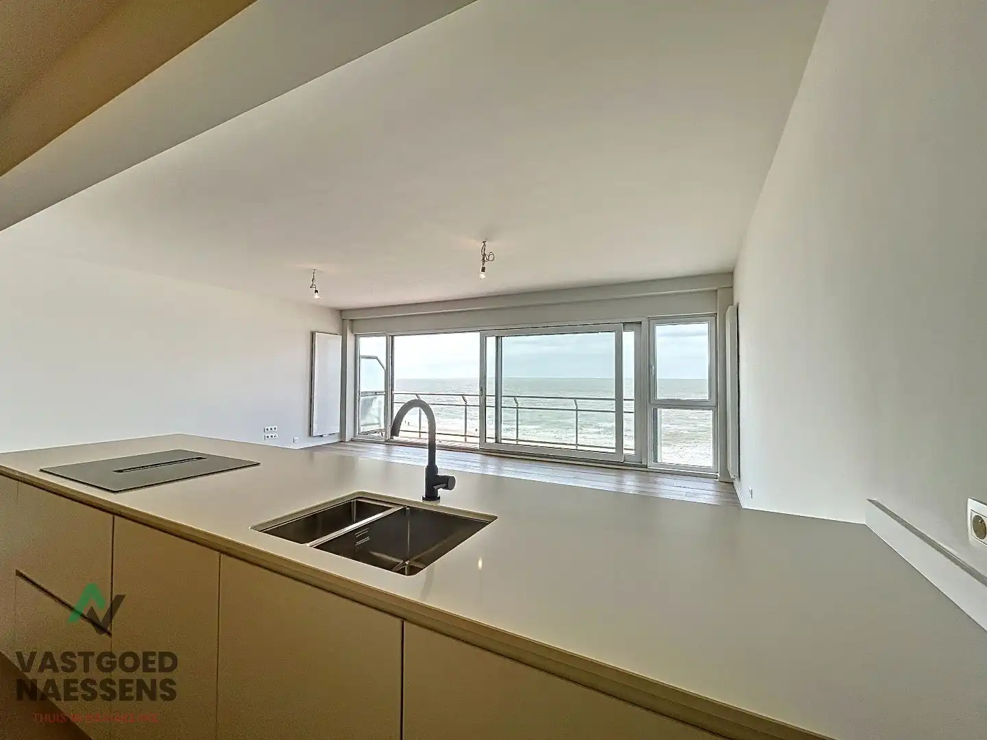 UNIEK GERENOVEERD 3 SLPK APP - ZICHT OP ZEE EN TERRASSEN  foto 11