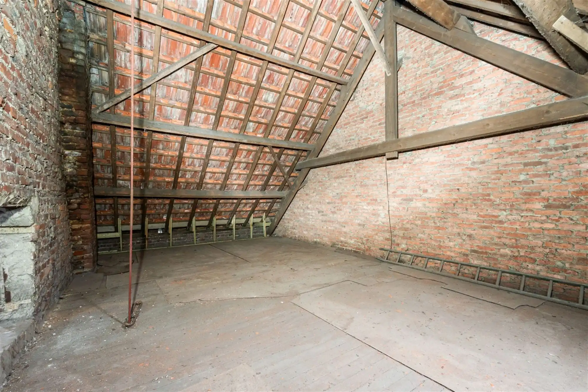 RUIME WONING met grote GARAGE/LOODS/MULTIFUNCTIONELE RUIMTE foto 34