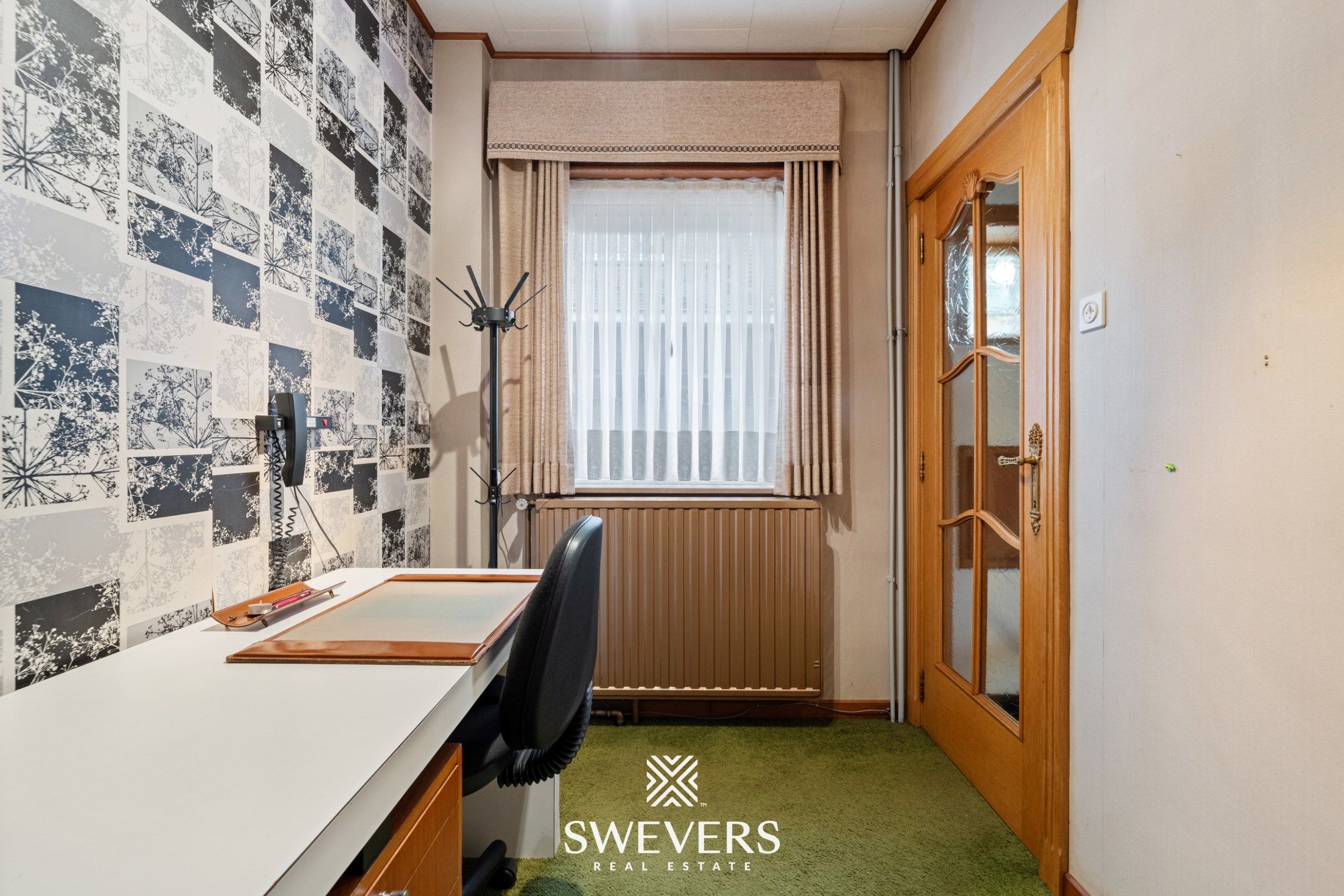 Woning met uitzonderlijk renovatiepotentieel op ruim en groen perceel nabij Zonhoven centrum foto 9