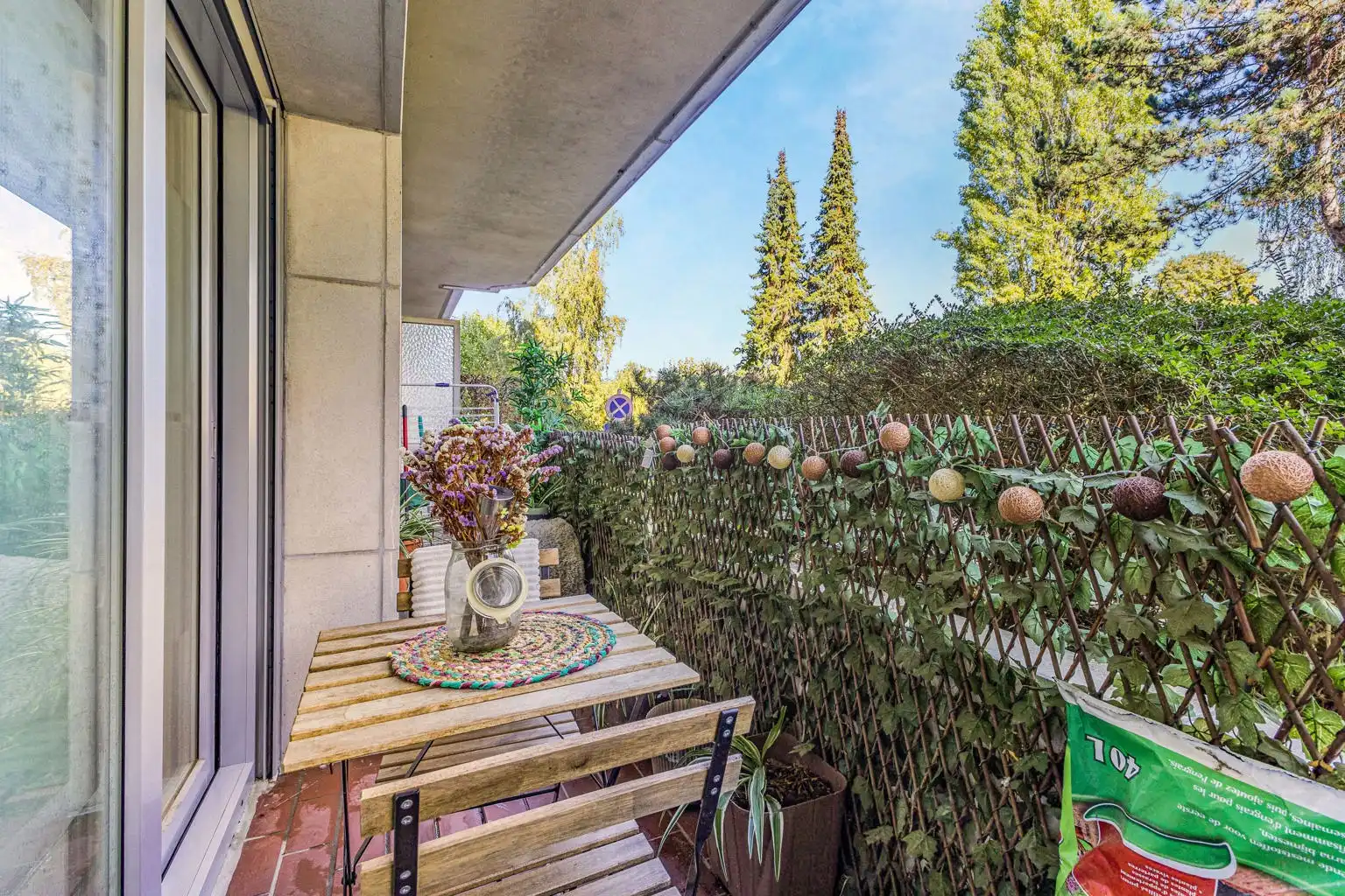 Studio op glvls met balkon en kelder foto 11