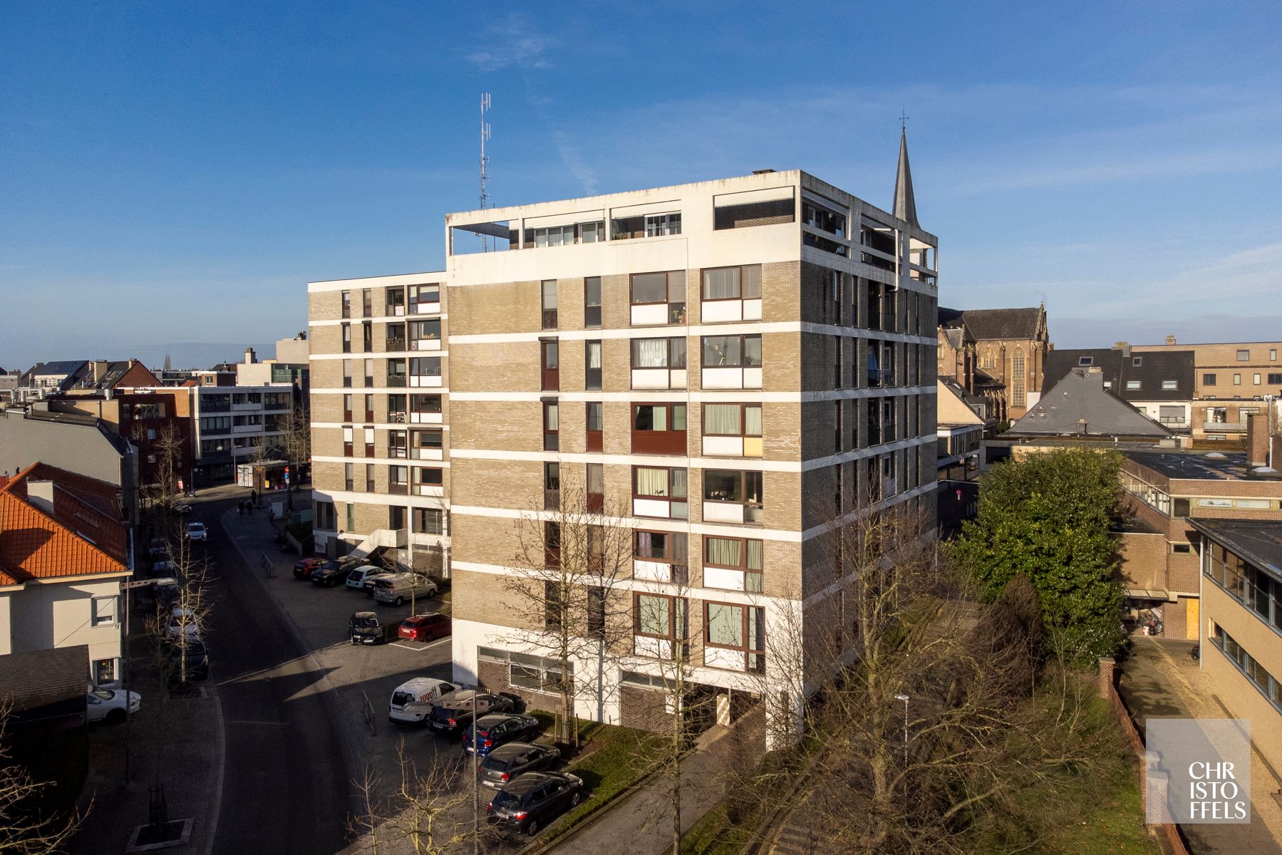 Verhuurd én op te frissen 3-slaapkamer appartement op toplocatie in Lanaken! foto 13