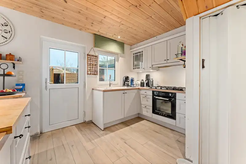 Roeselare - Charmante gezinswoning met 4 slpk in kindvriendelijke buurt foto 7