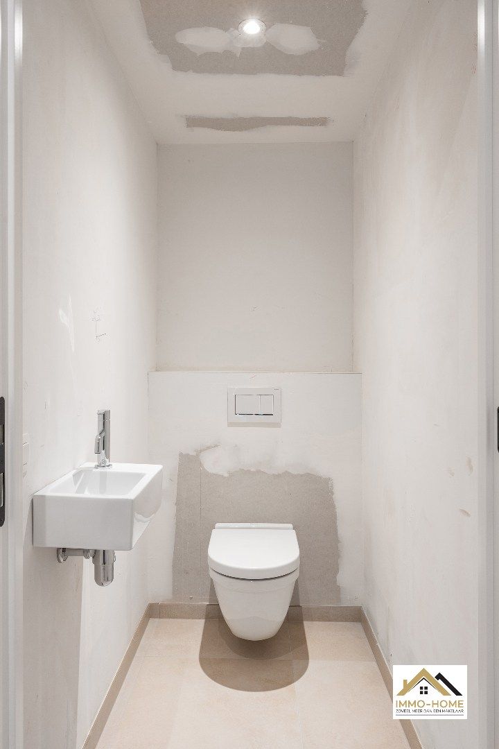 Kwalitatief nieuwbouwappartement op topligging!  foto 19