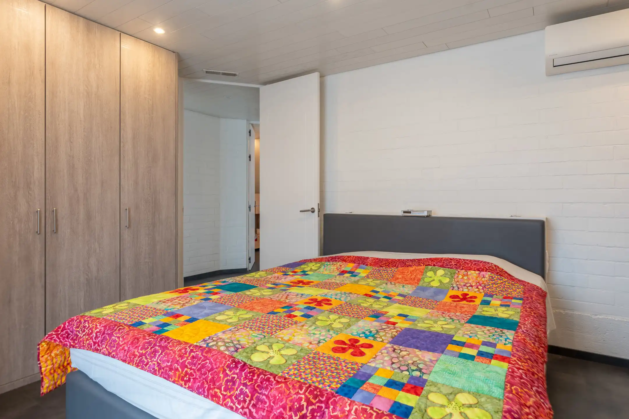 Ruim en gunstig gelegen handelspand met woonst in Vosselaar foto 35