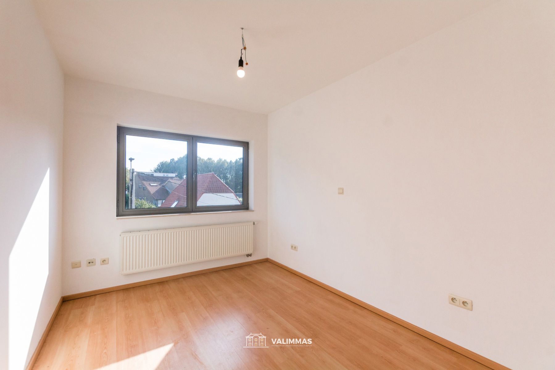 Een recent & instapklaar appartement met terras & garage foto 6