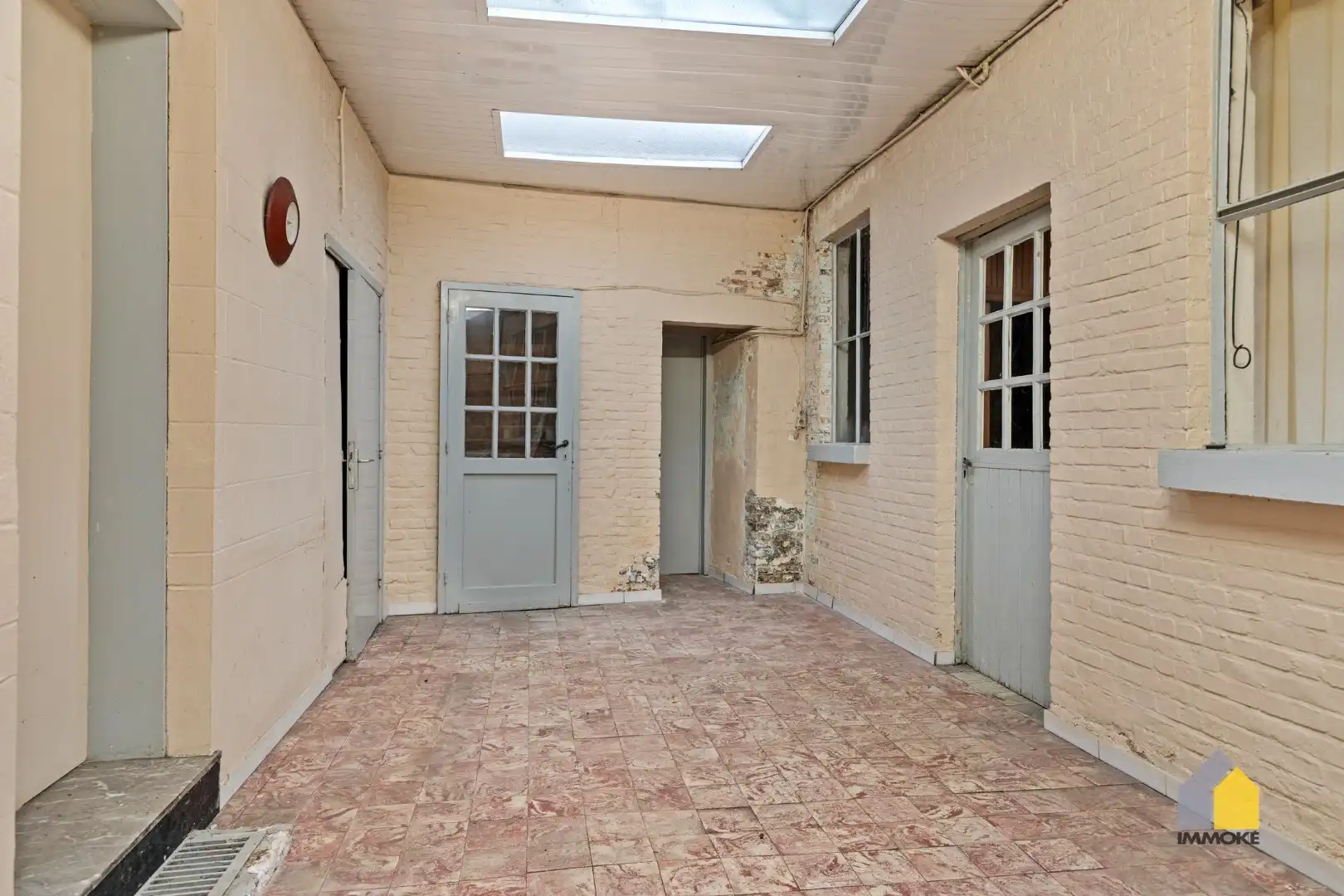 Te renoveren woning met 4 slpks, polyvalente ruimte en knusse tuin. foto 12