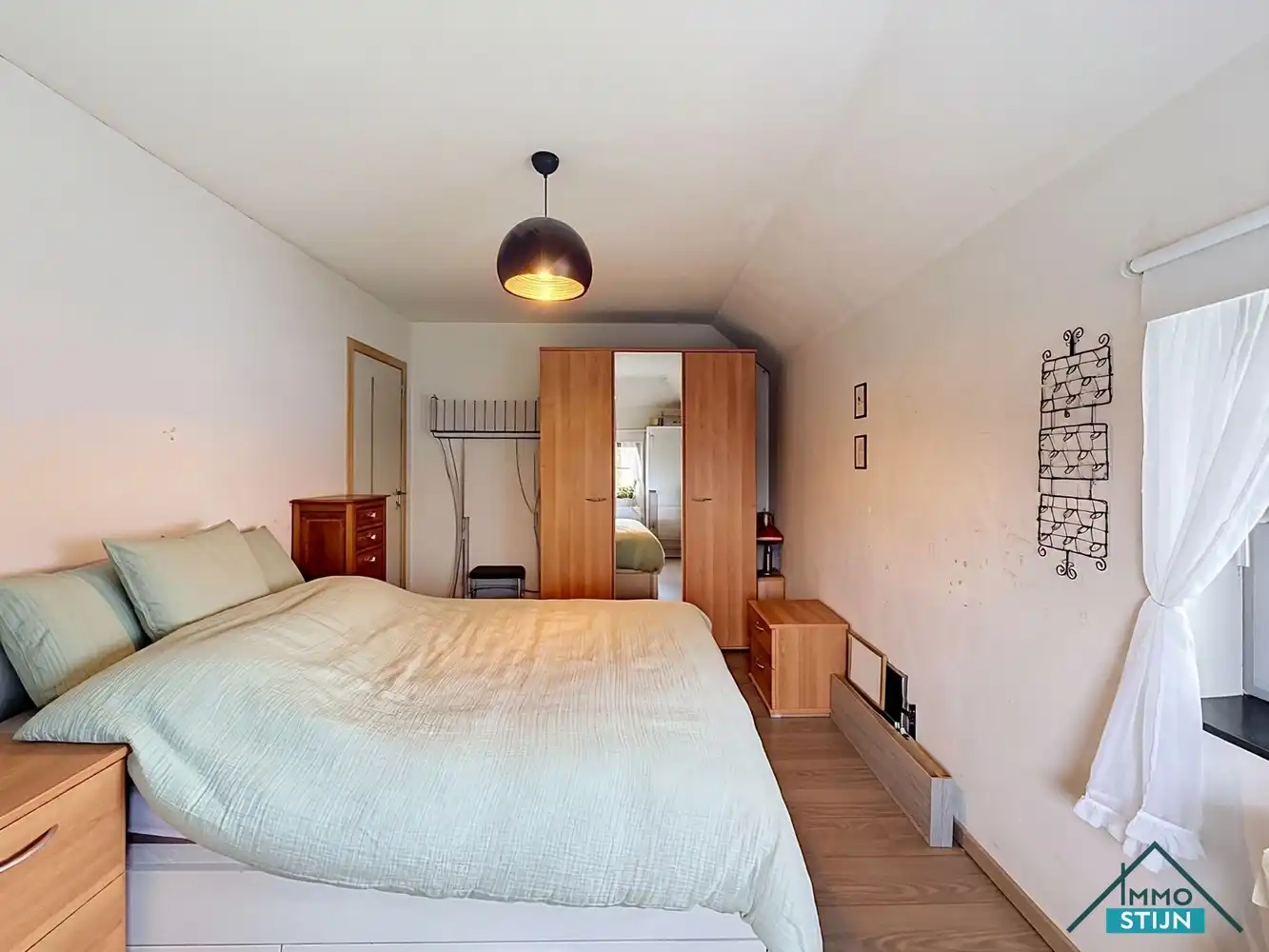 Recente instapklare woning met 4 slaapkamers en bijgebouw foto 10