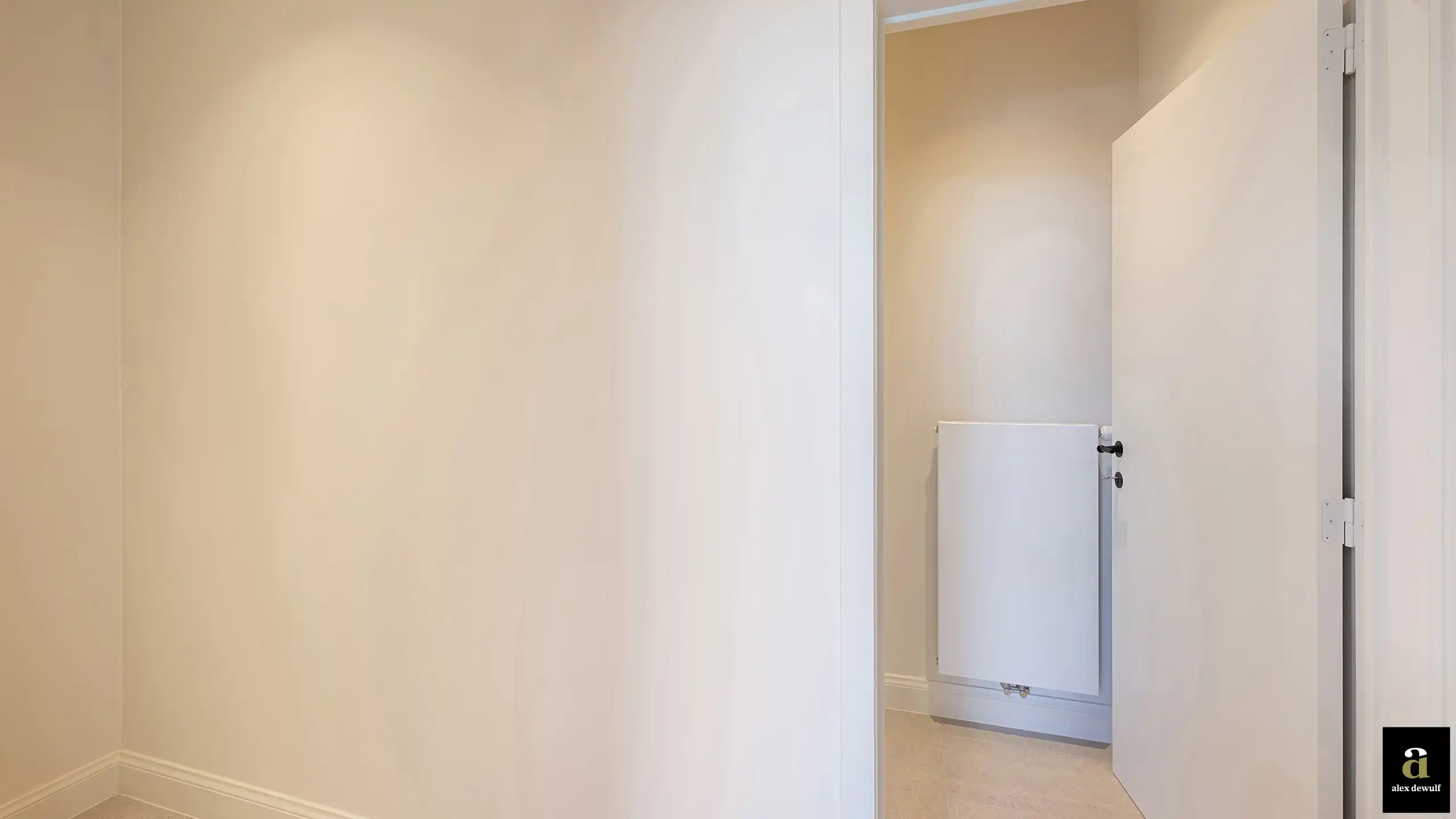 Uitstekend gelegen, volledig gerenoveerde koppelvilla te Duinbergen, op wandelafstand van het strand en de duinen. foto 22